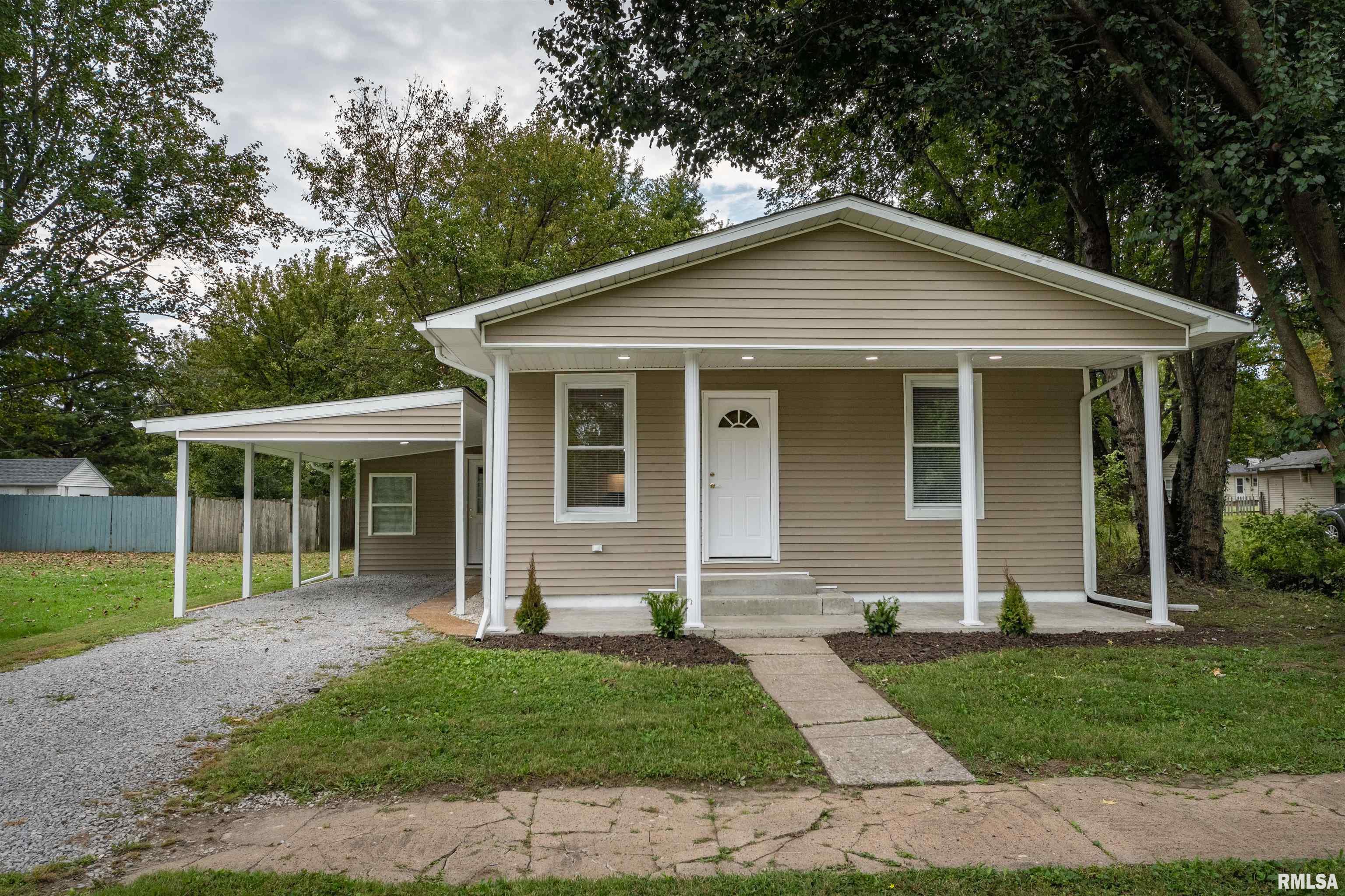 1320 W Tyler Street Property Photo 1