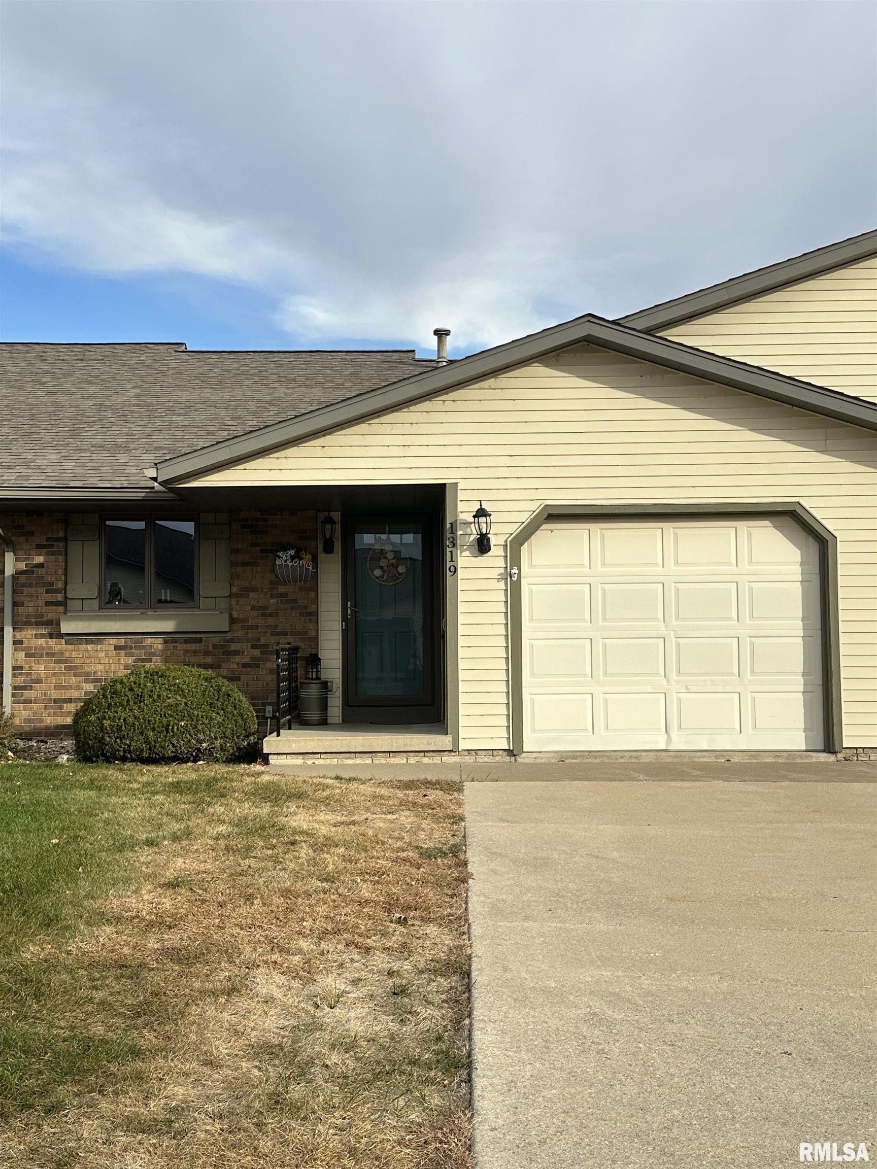 1319 4th Avenue Property Photo 1