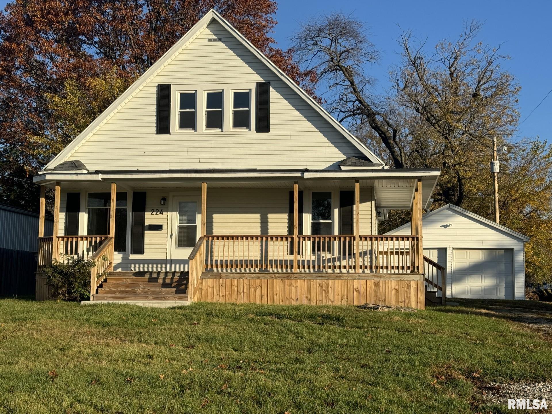 224 E Mcclure Street Property Photo