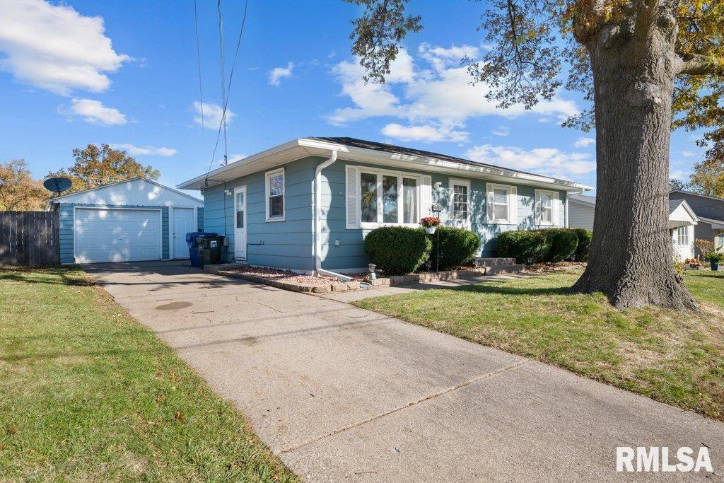 3256 W COLORADO Street Property Photo 1