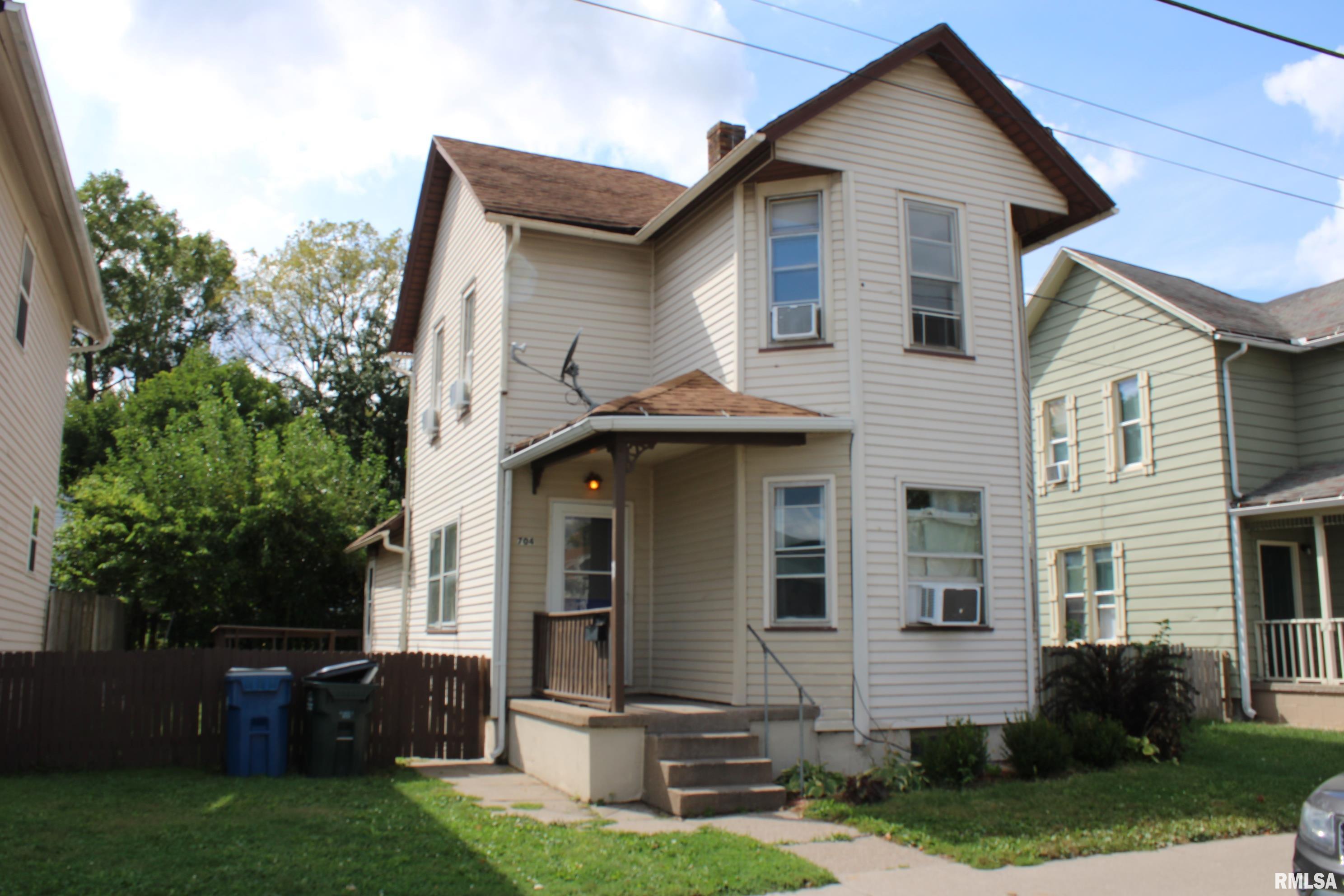 704 Cedar Street Property Photo 1