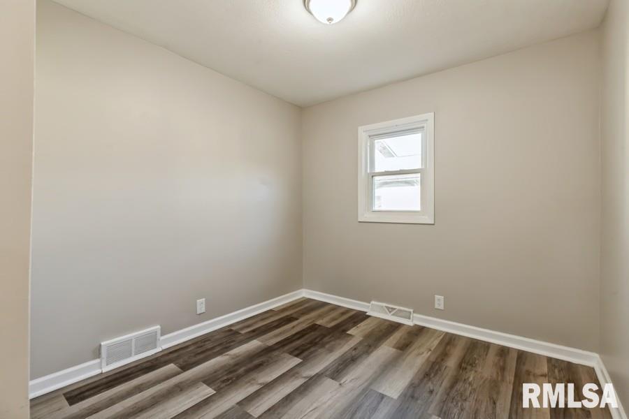 2115 Swan Drive Property Photo 11