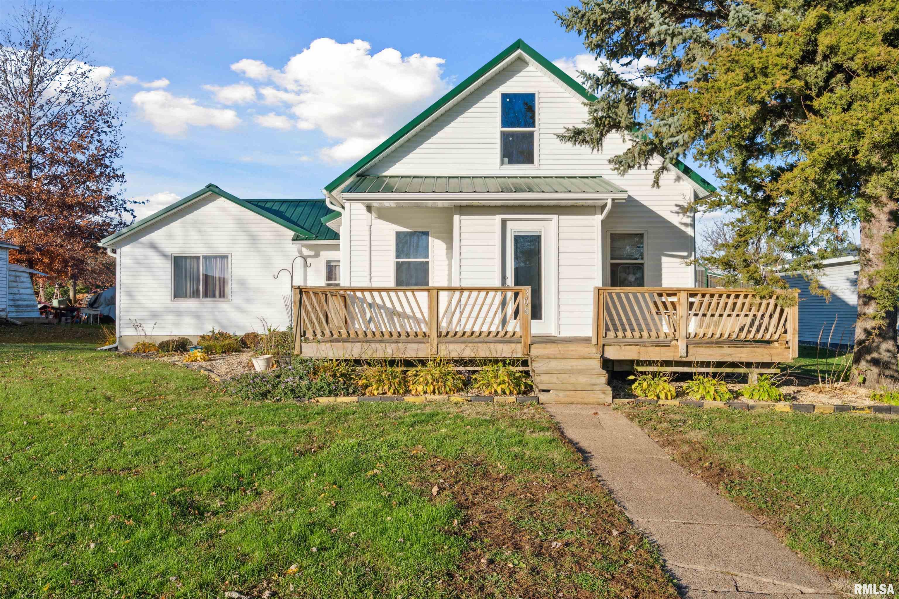 308 8th Avenue Property Photo