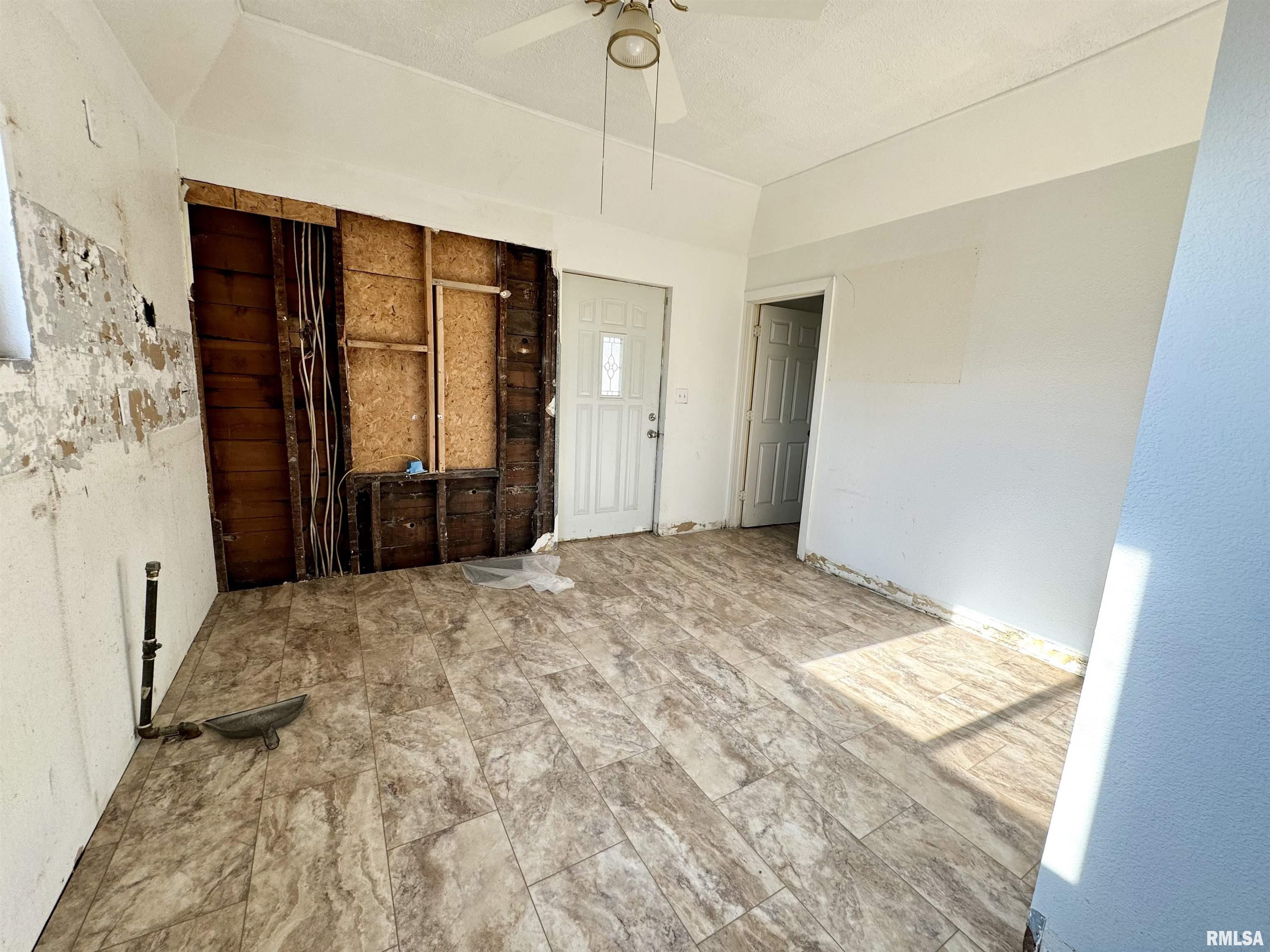 1236 14 1/2 Street Property Photo 10