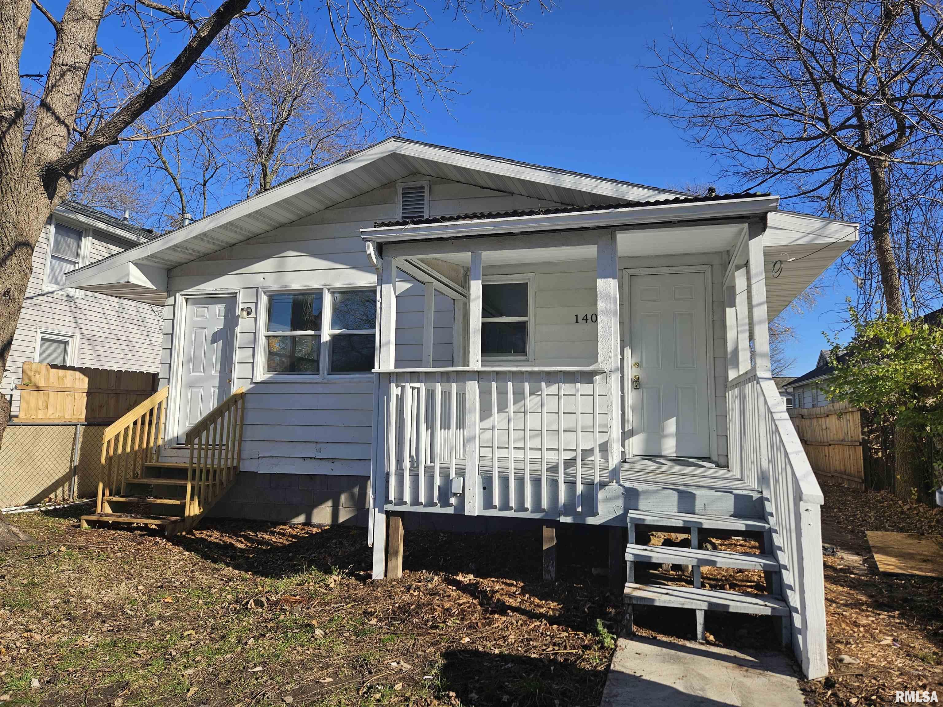 1403 Oak Street Property Photo