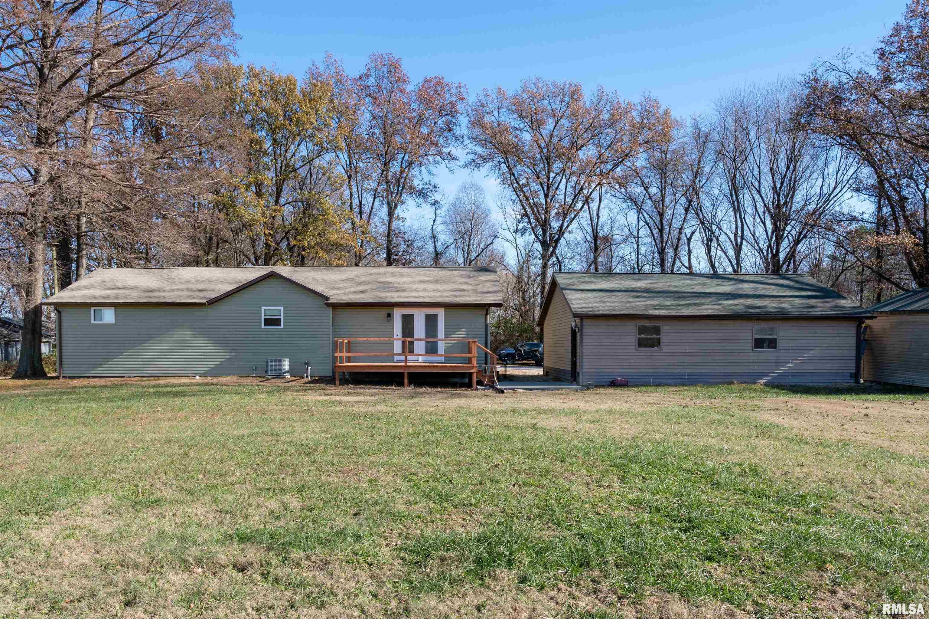 895 E Cole Street Property Photo 30