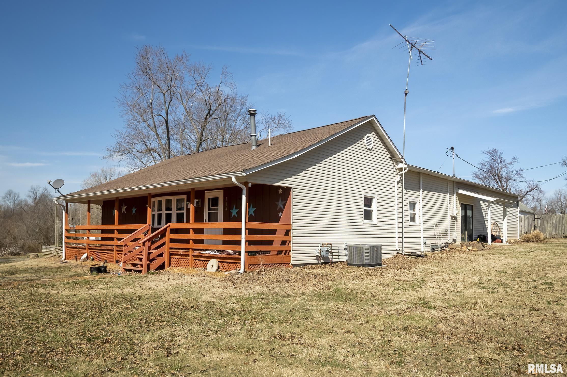 204 Bracey Street Property Photo