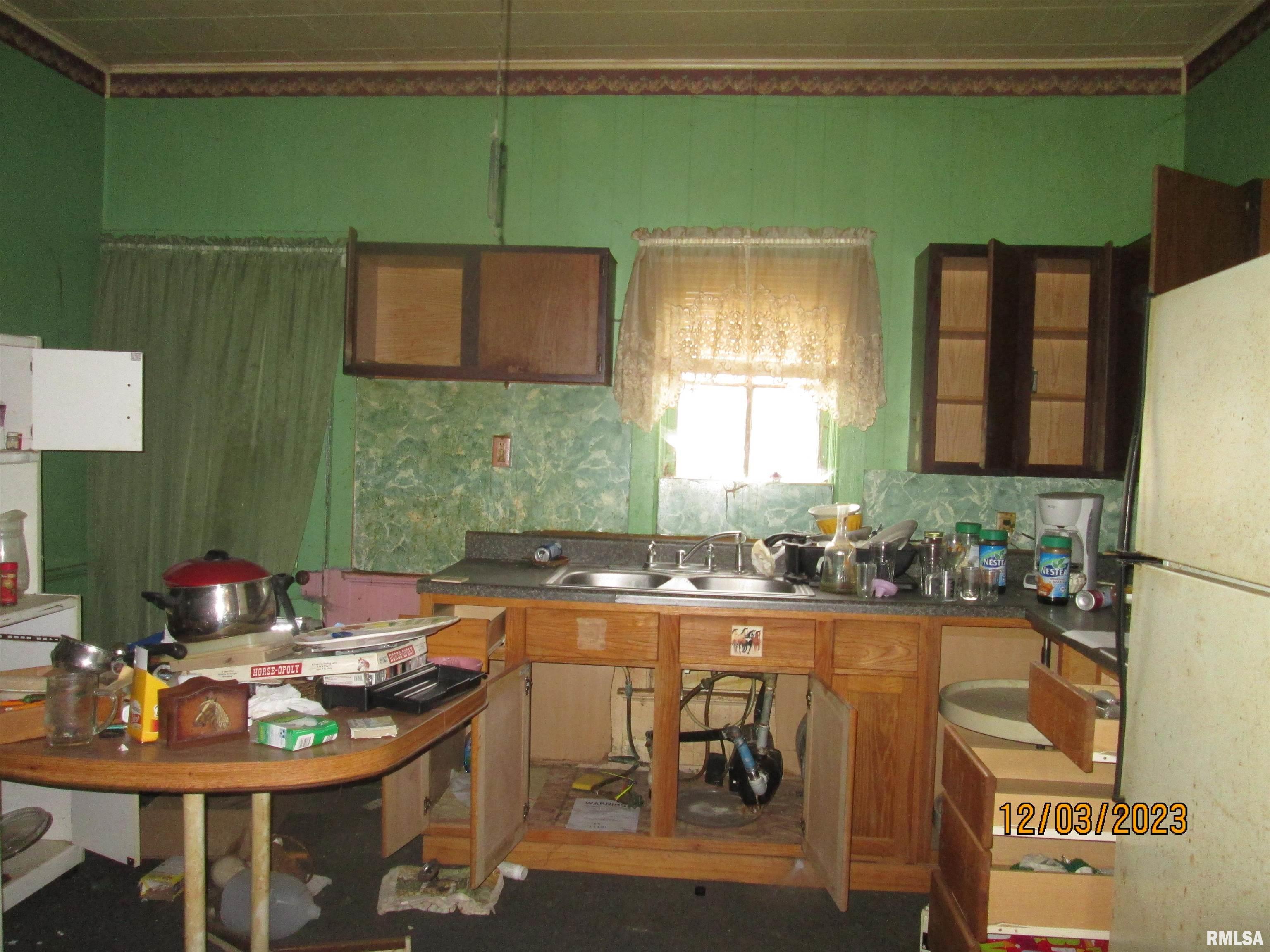 2086 E County Road Property Photo 2