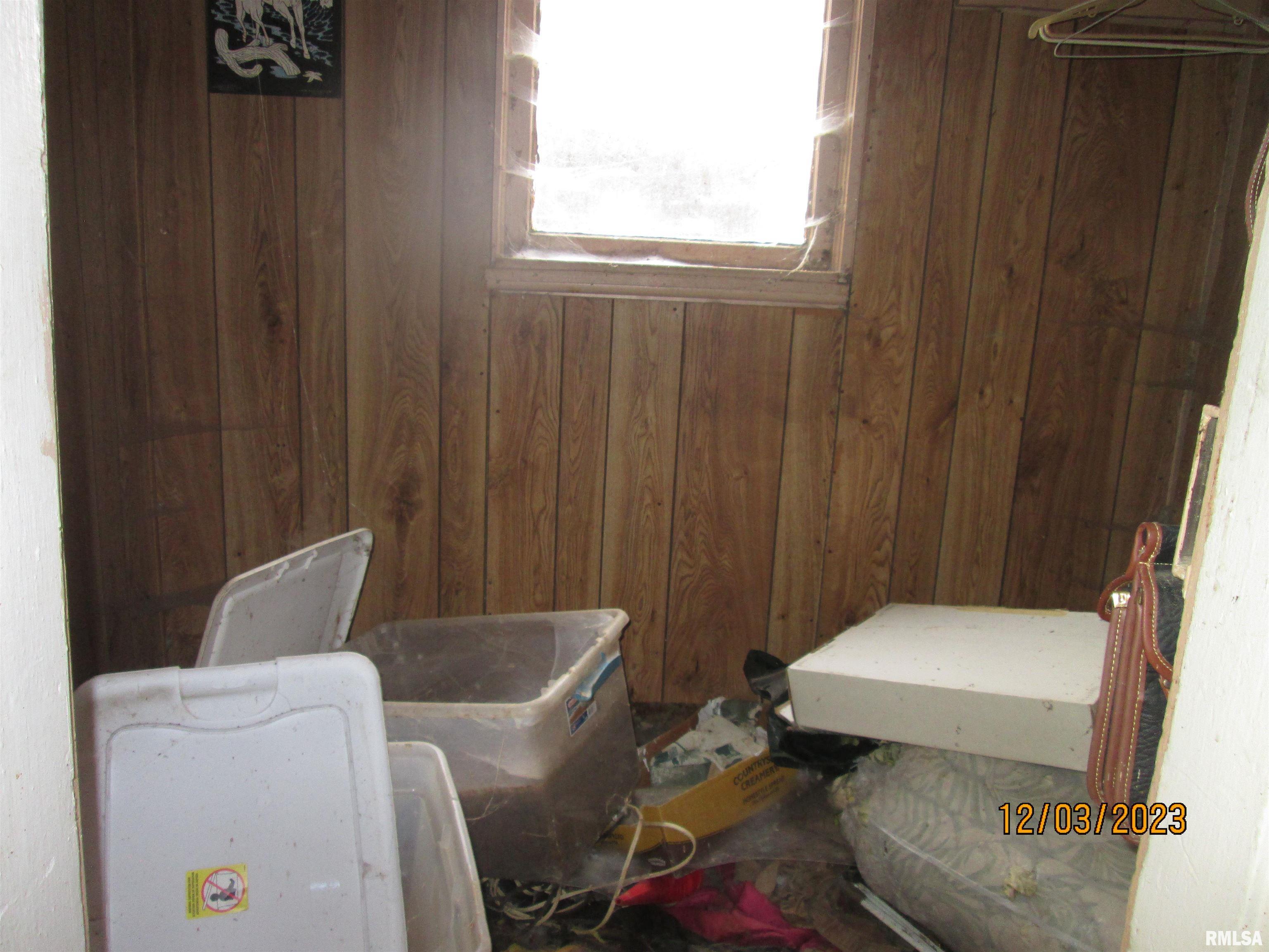 2086 E County Road Property Photo 9