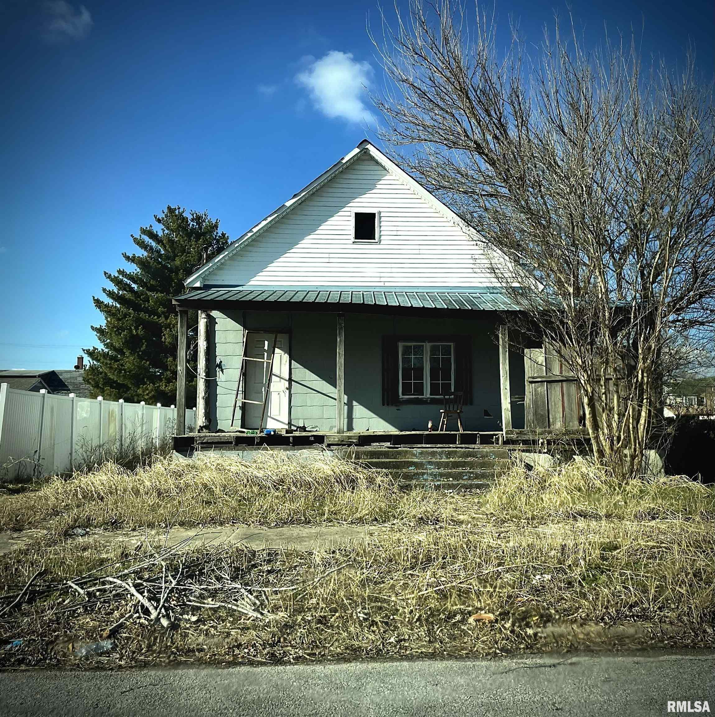 526 24th Street Property Photo