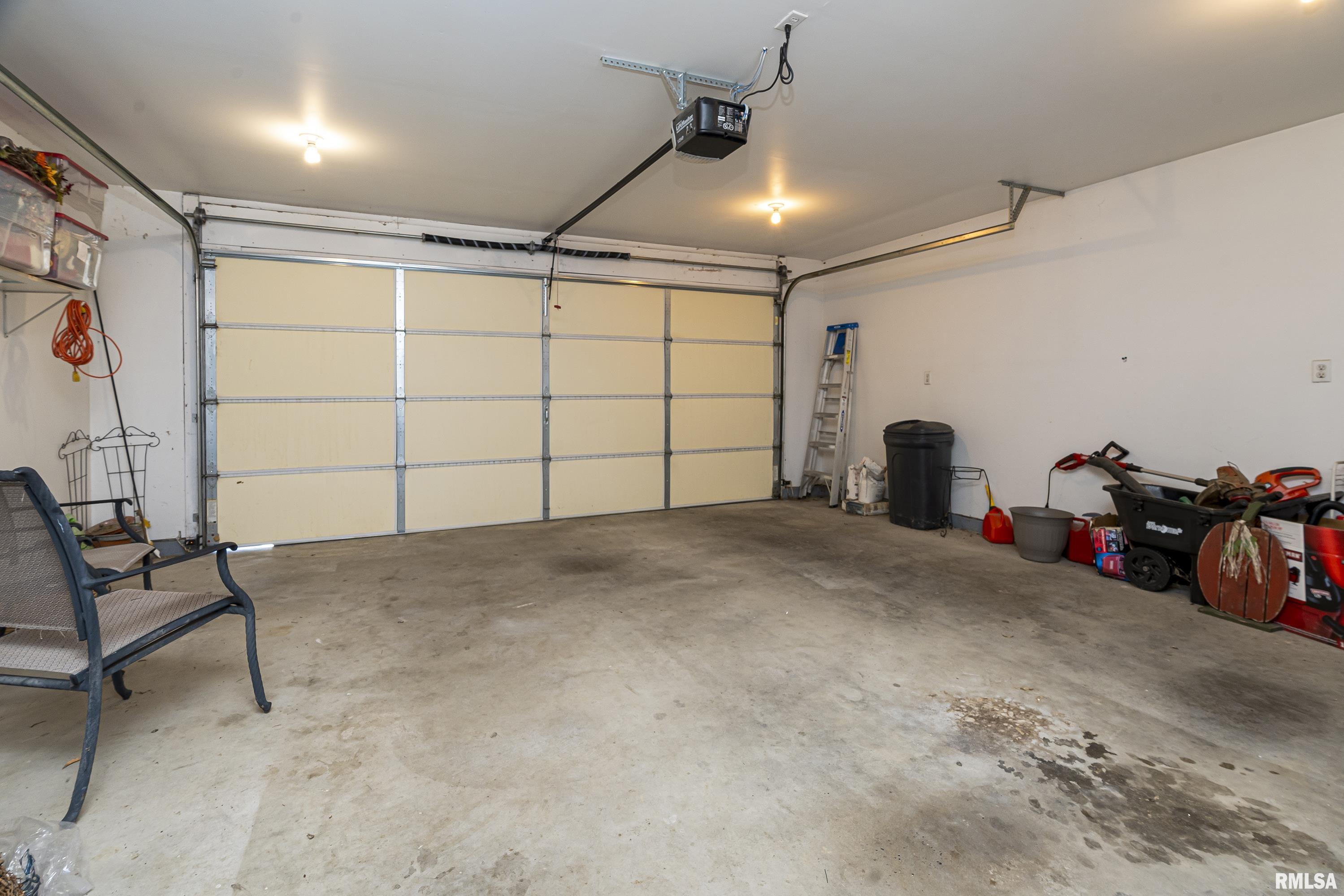 1506 Hawkeye Court Property Photo 20