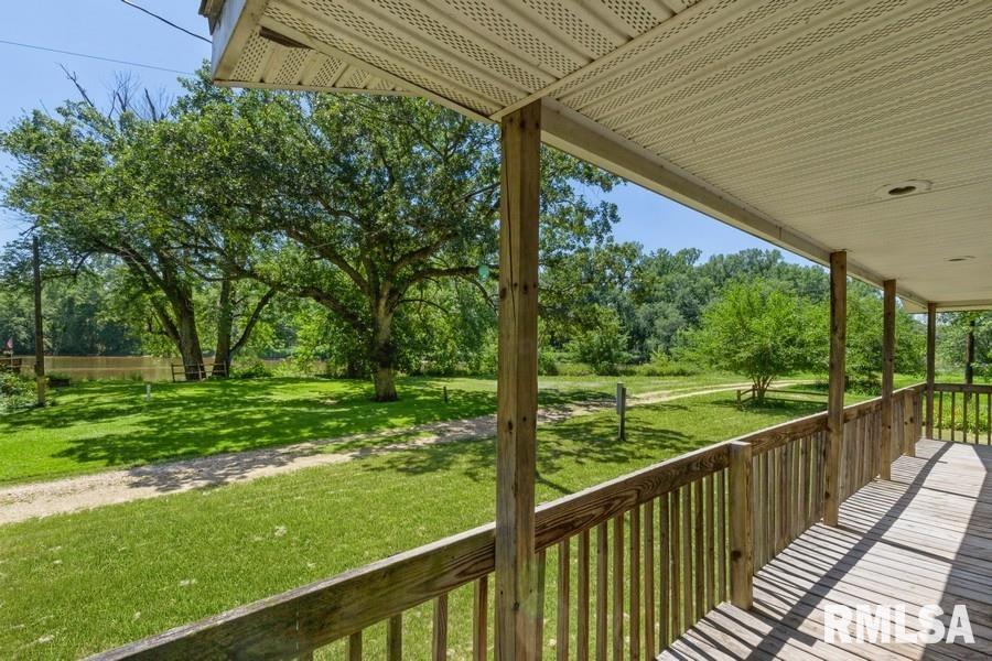 3047 190th Avenue Property Photo 3