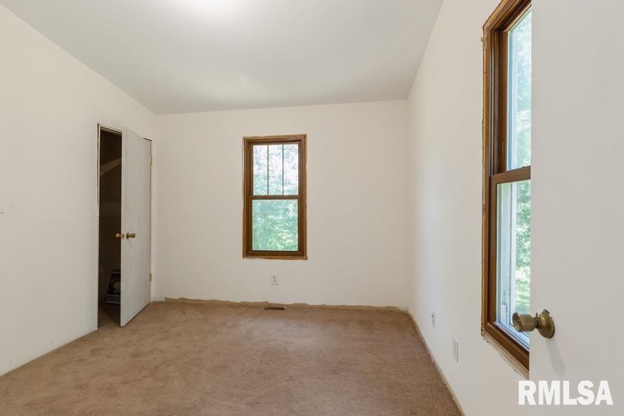 3047 190th Avenue Property Photo 16