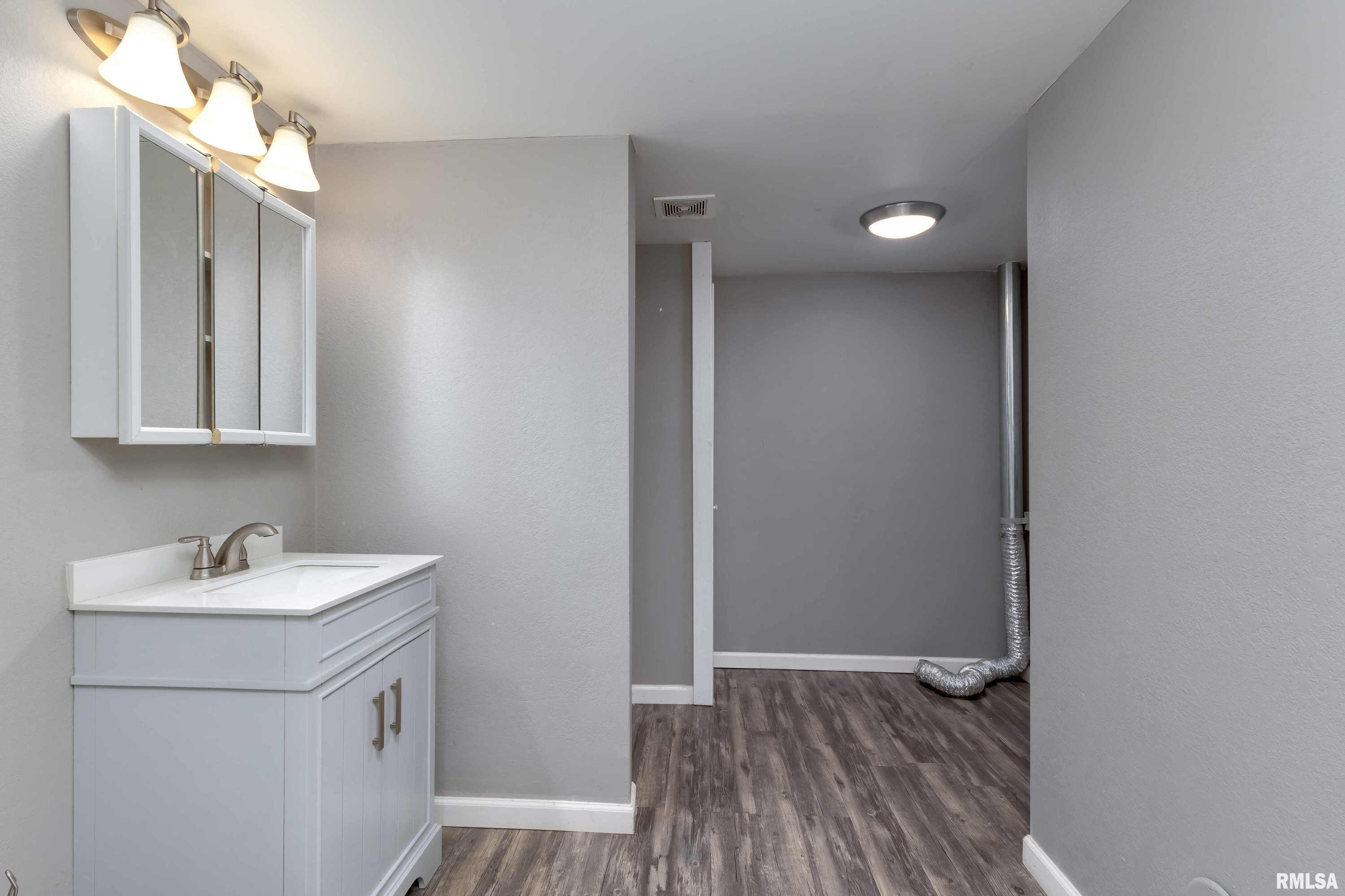 1603 44th Street Property Photo 16
