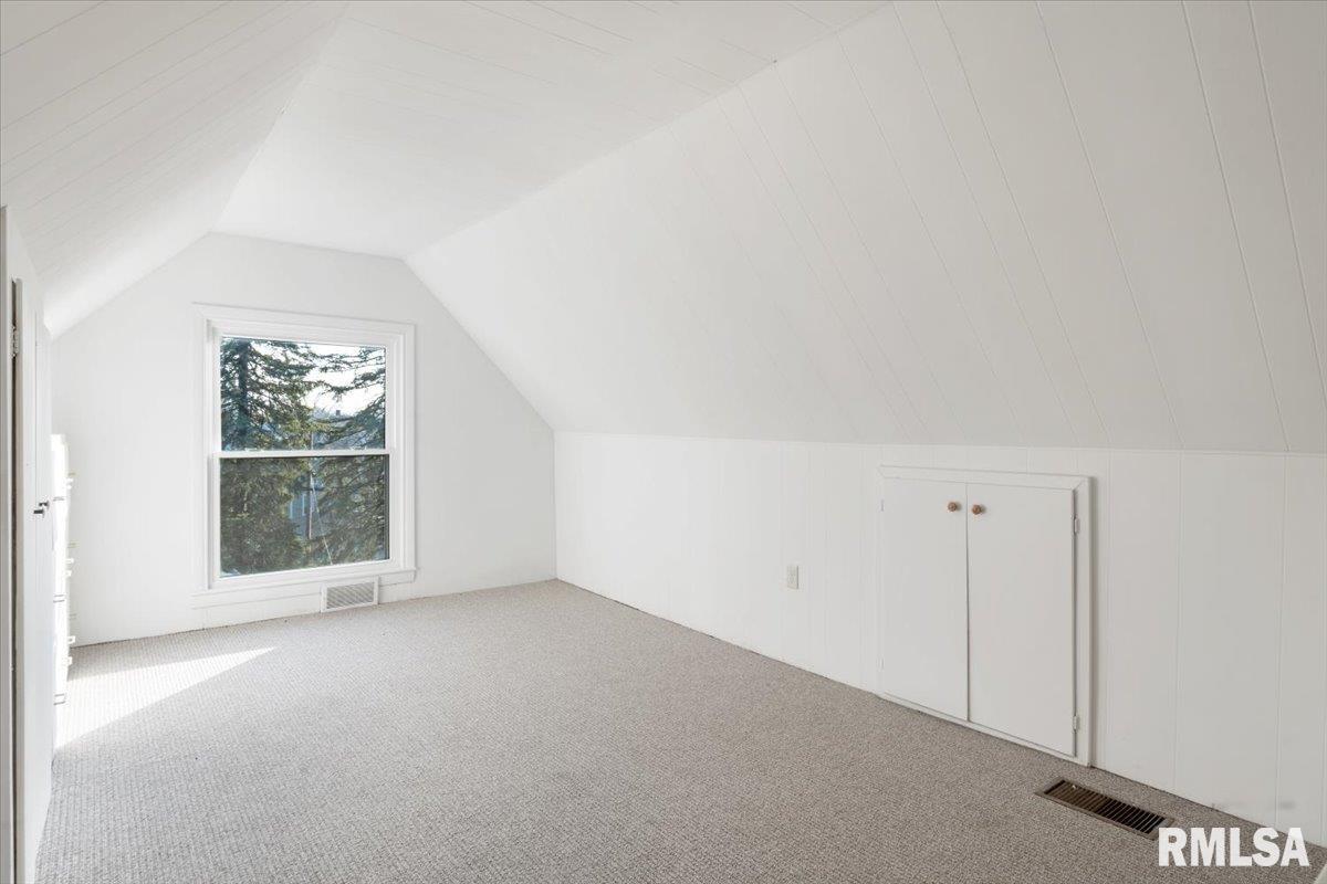 920 12th Avenue Property Photo 41