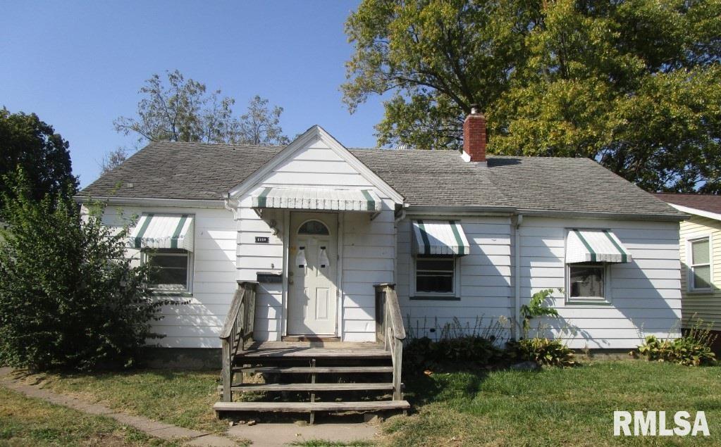 2328 Dunham Street Property Photo 1