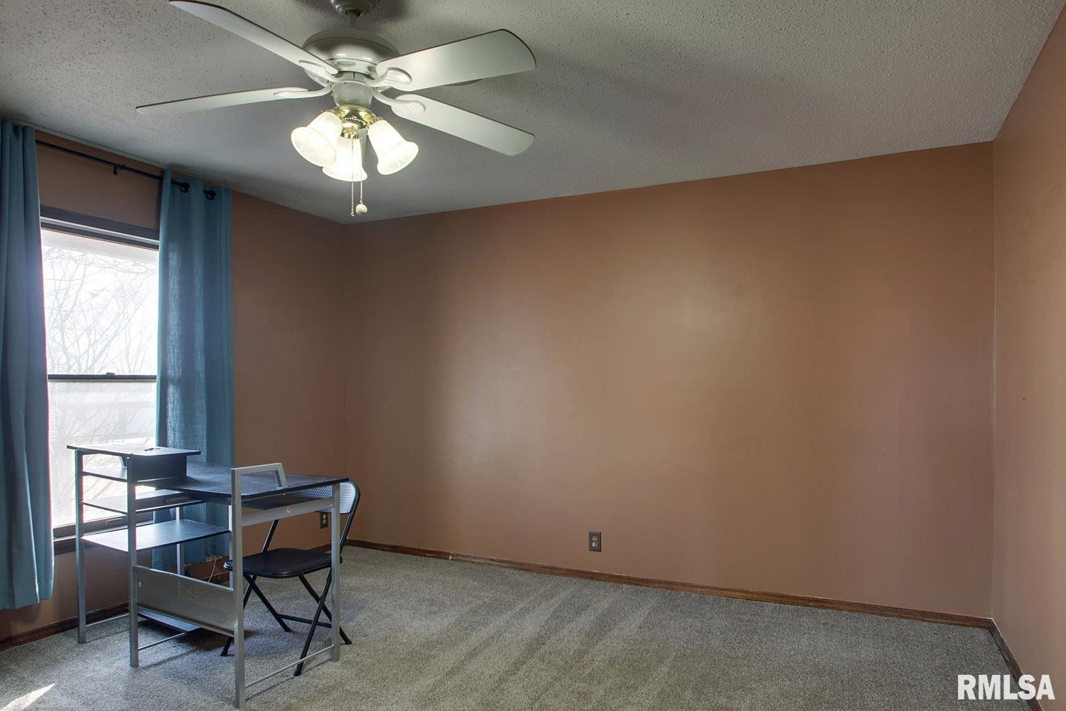208 Birch Street Property Photo 2