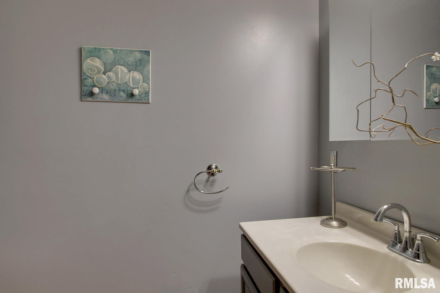 208 Birch Street Property Photo 7