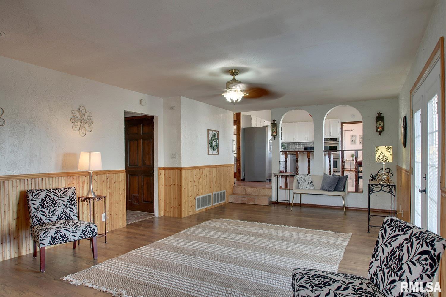 208 Birch Street Property Photo 10
