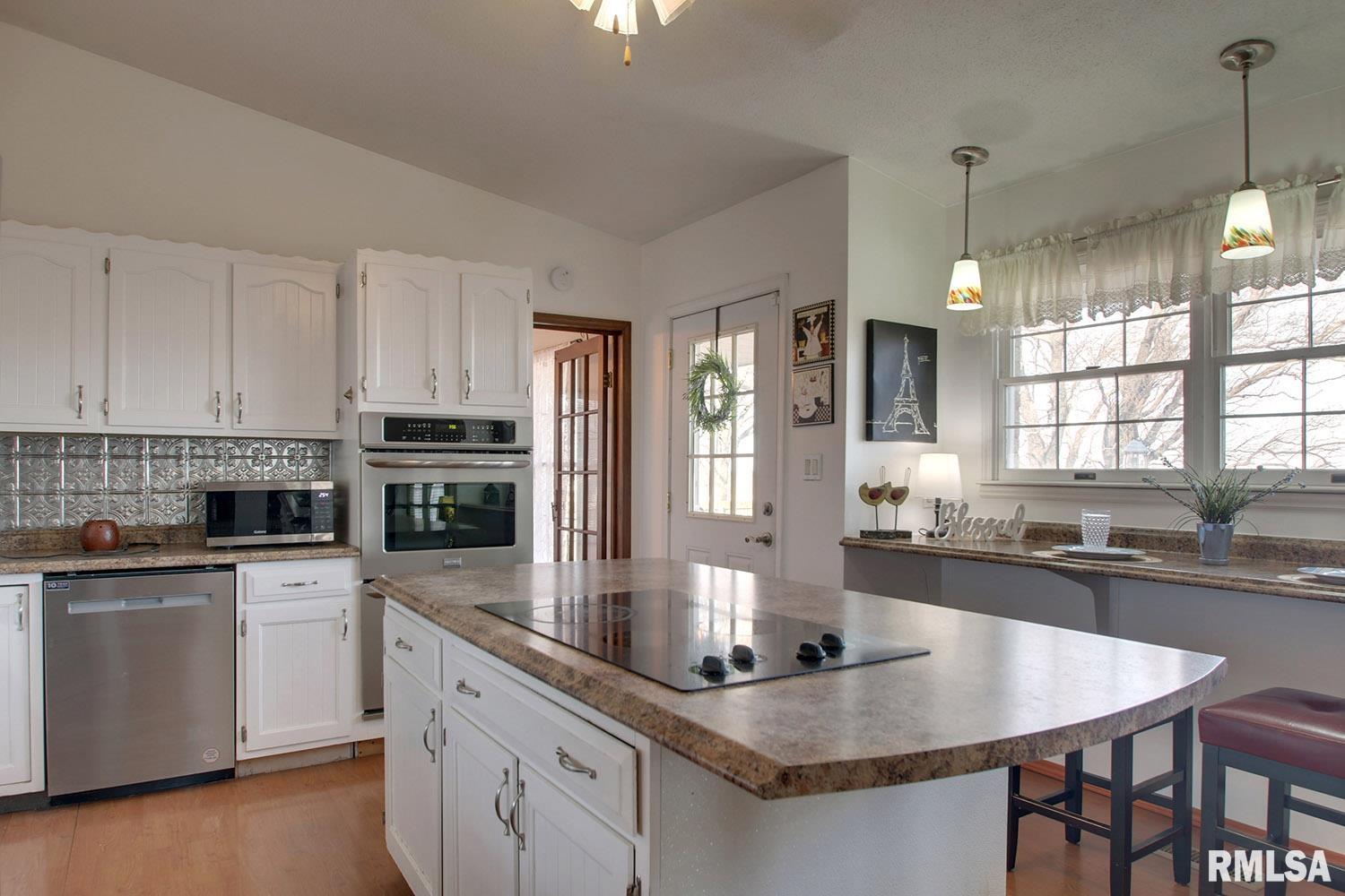 208 Birch Street Property Photo 14