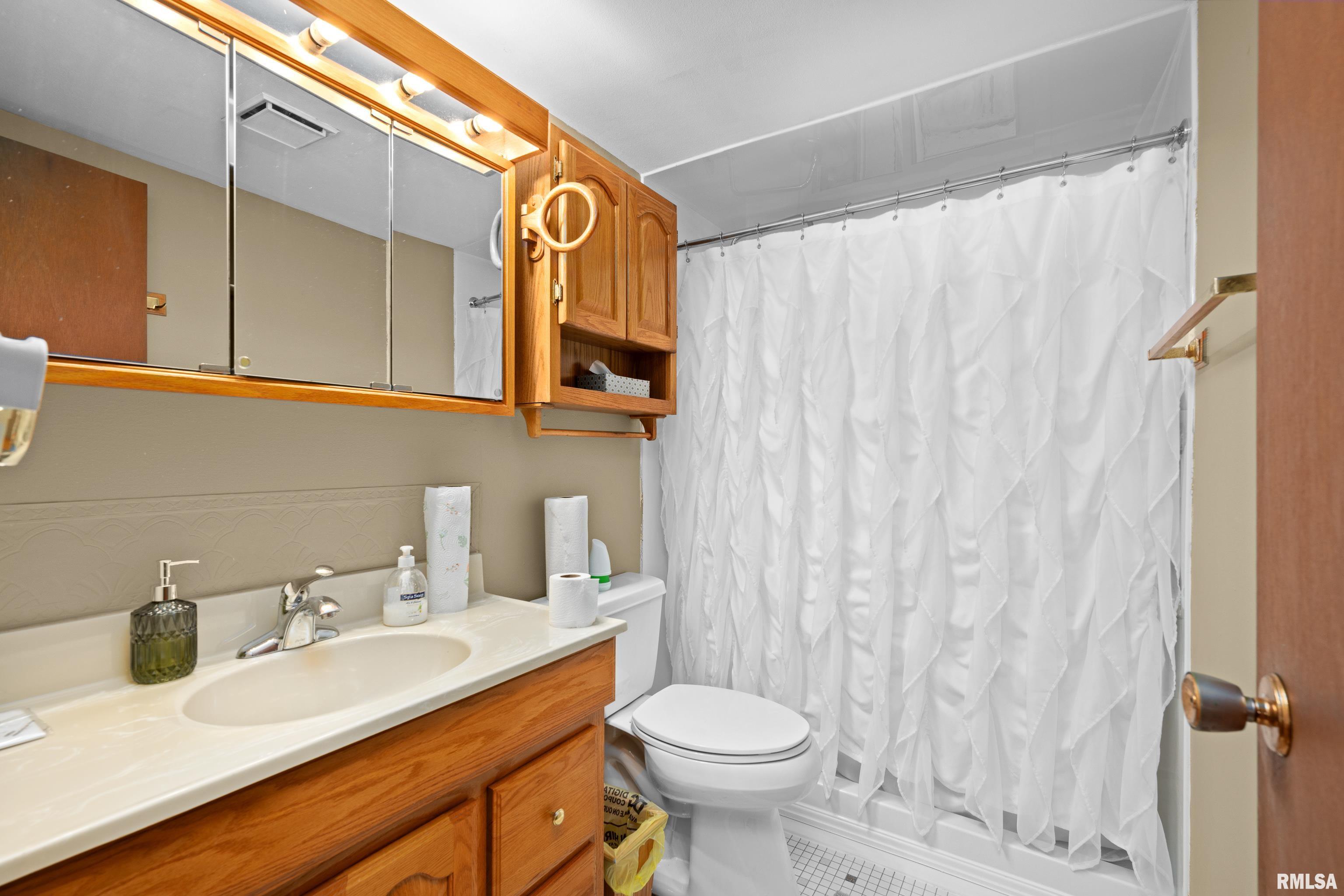 6909 Wilmont Road Property Photo 10