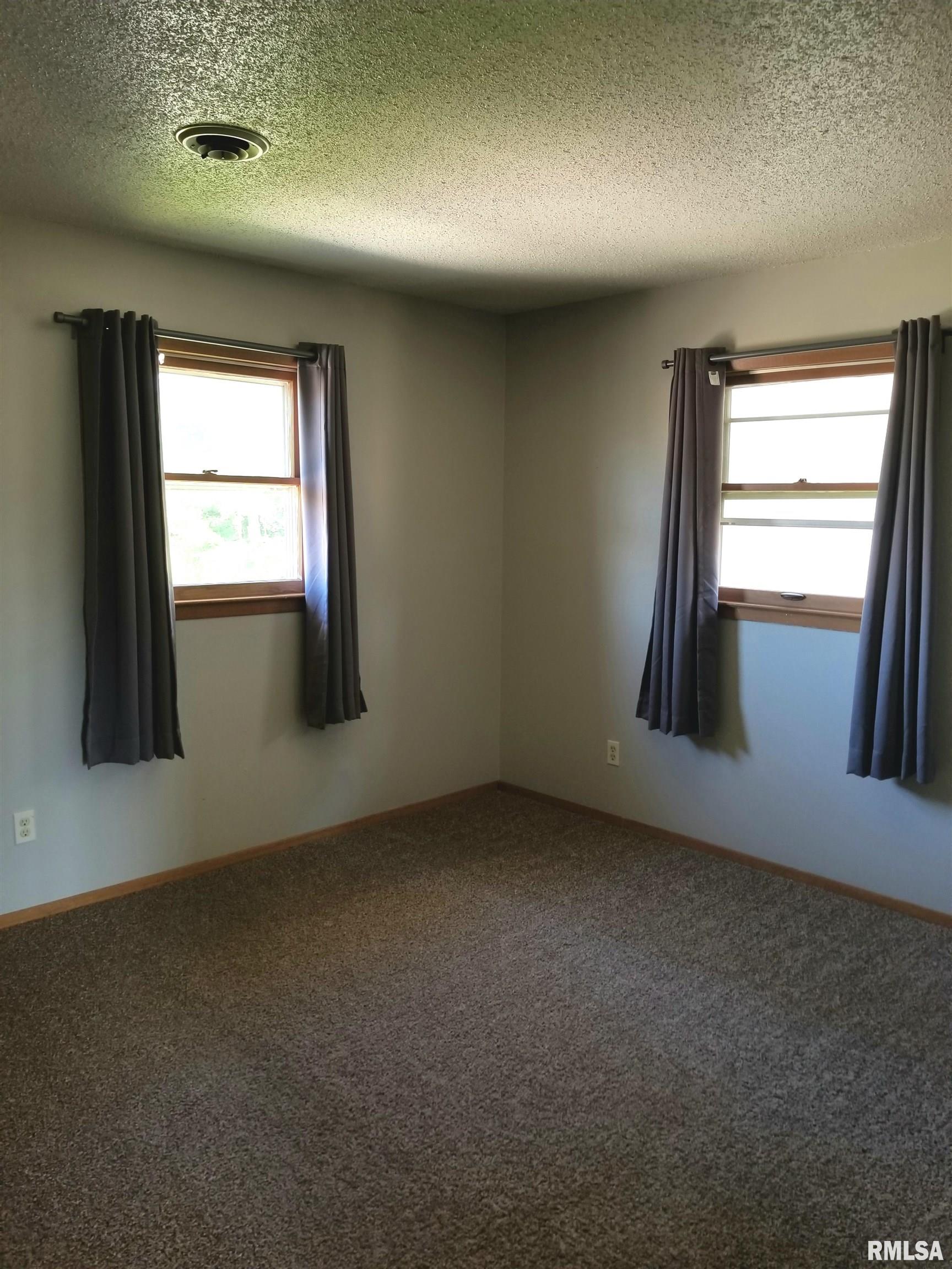 3528 Bridge Avenue Property Photo 6