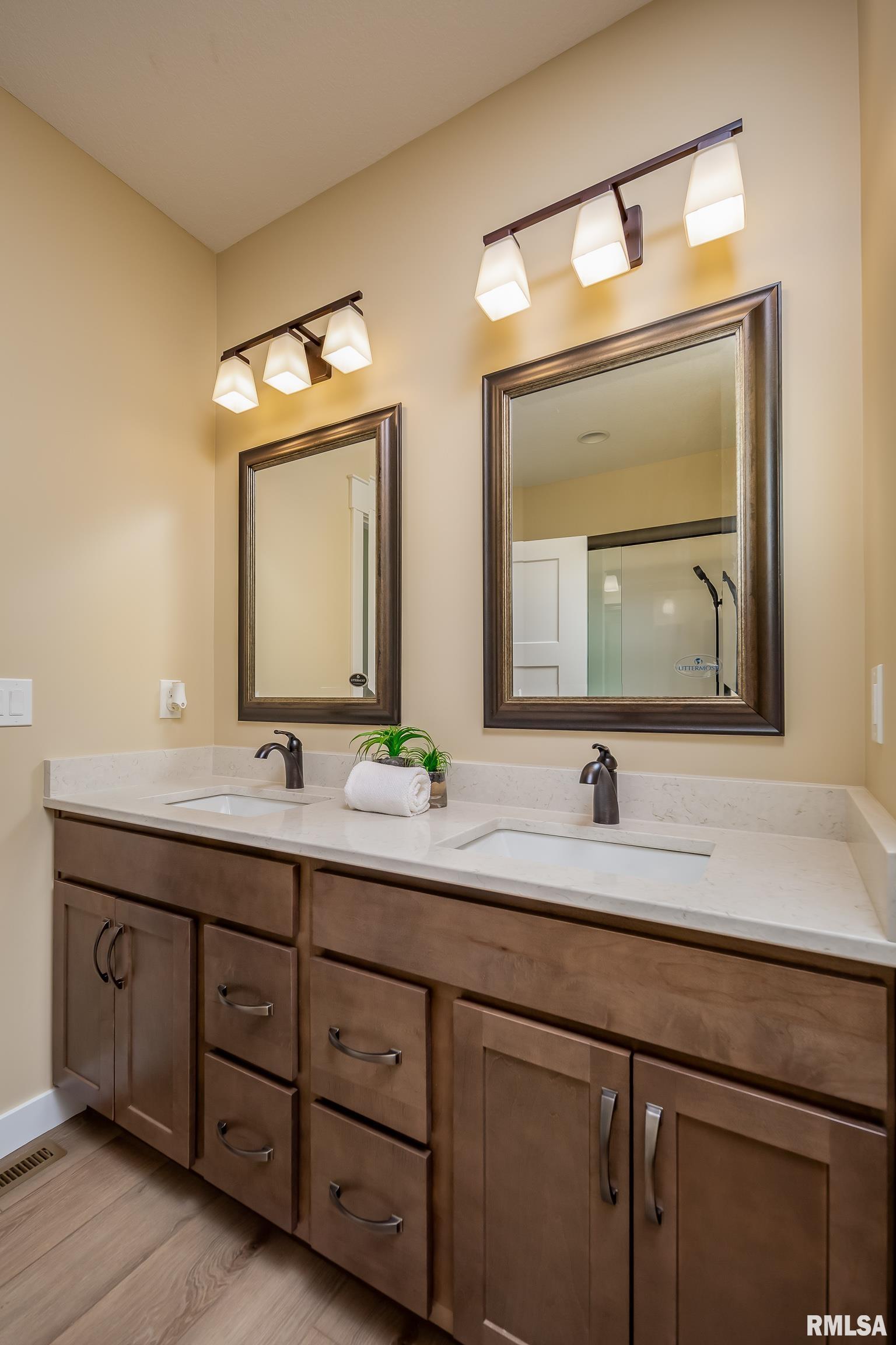 6105 Christie Court Property Photo 26