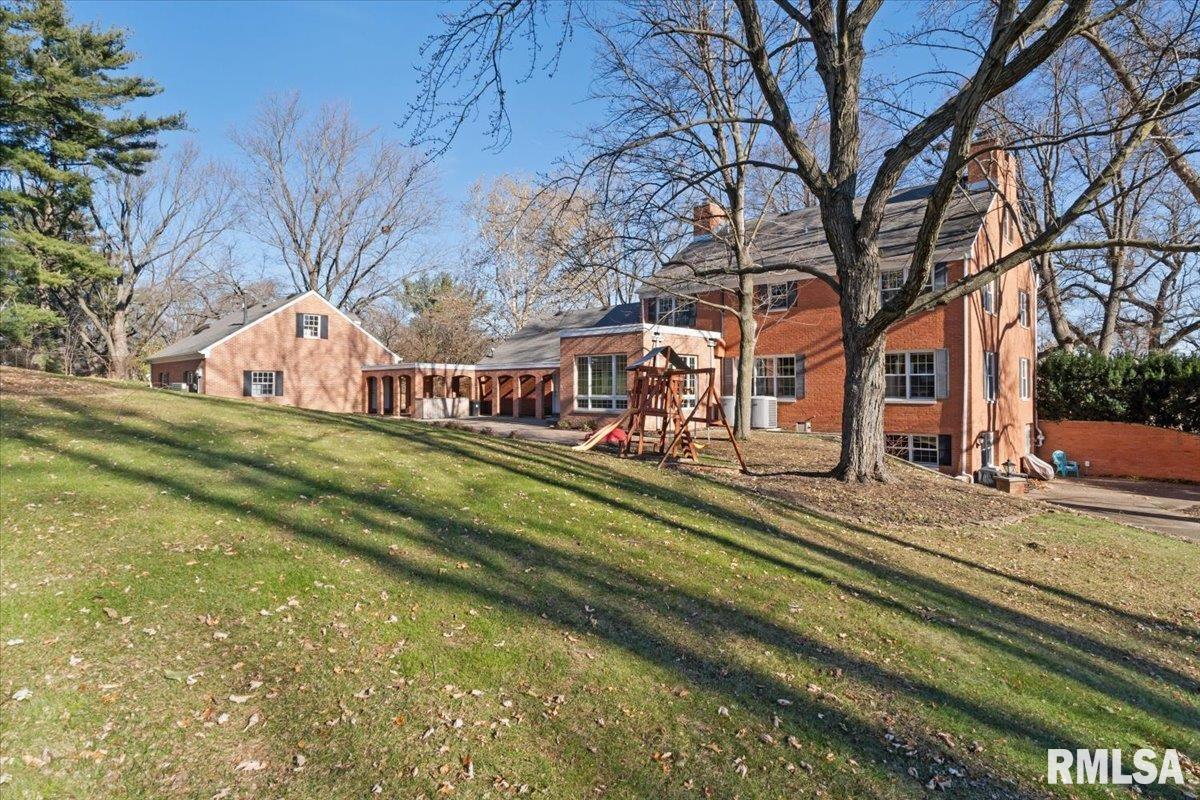 1 Oak Park Drive Property Photo 15