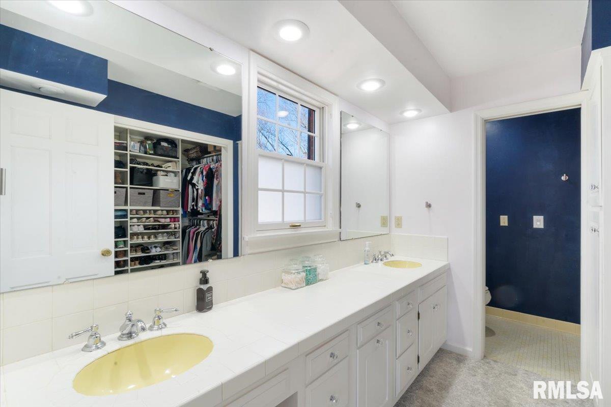 1 Oak Park Drive Property Photo 61