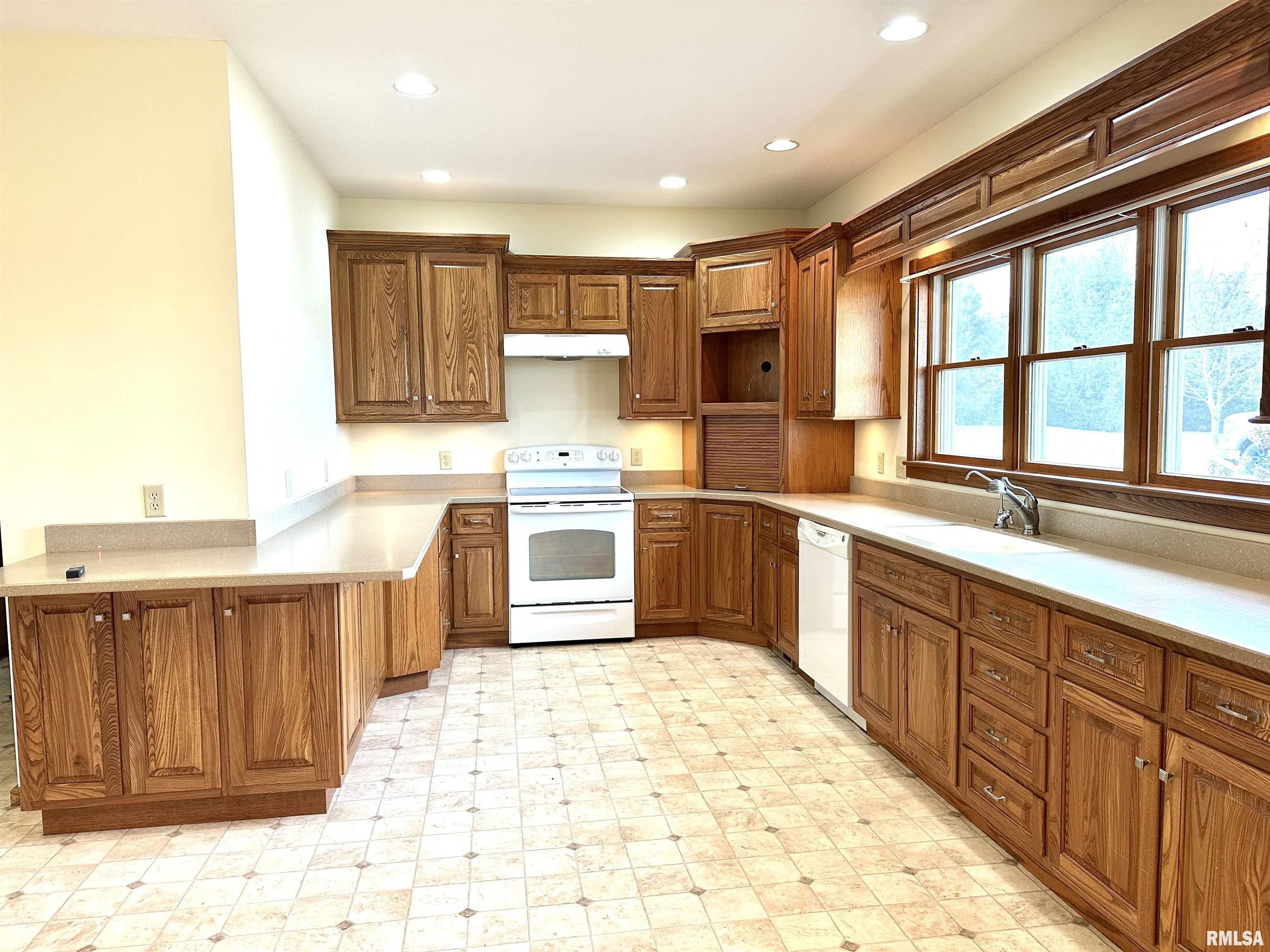 3451 125th Street Property Photo 11
