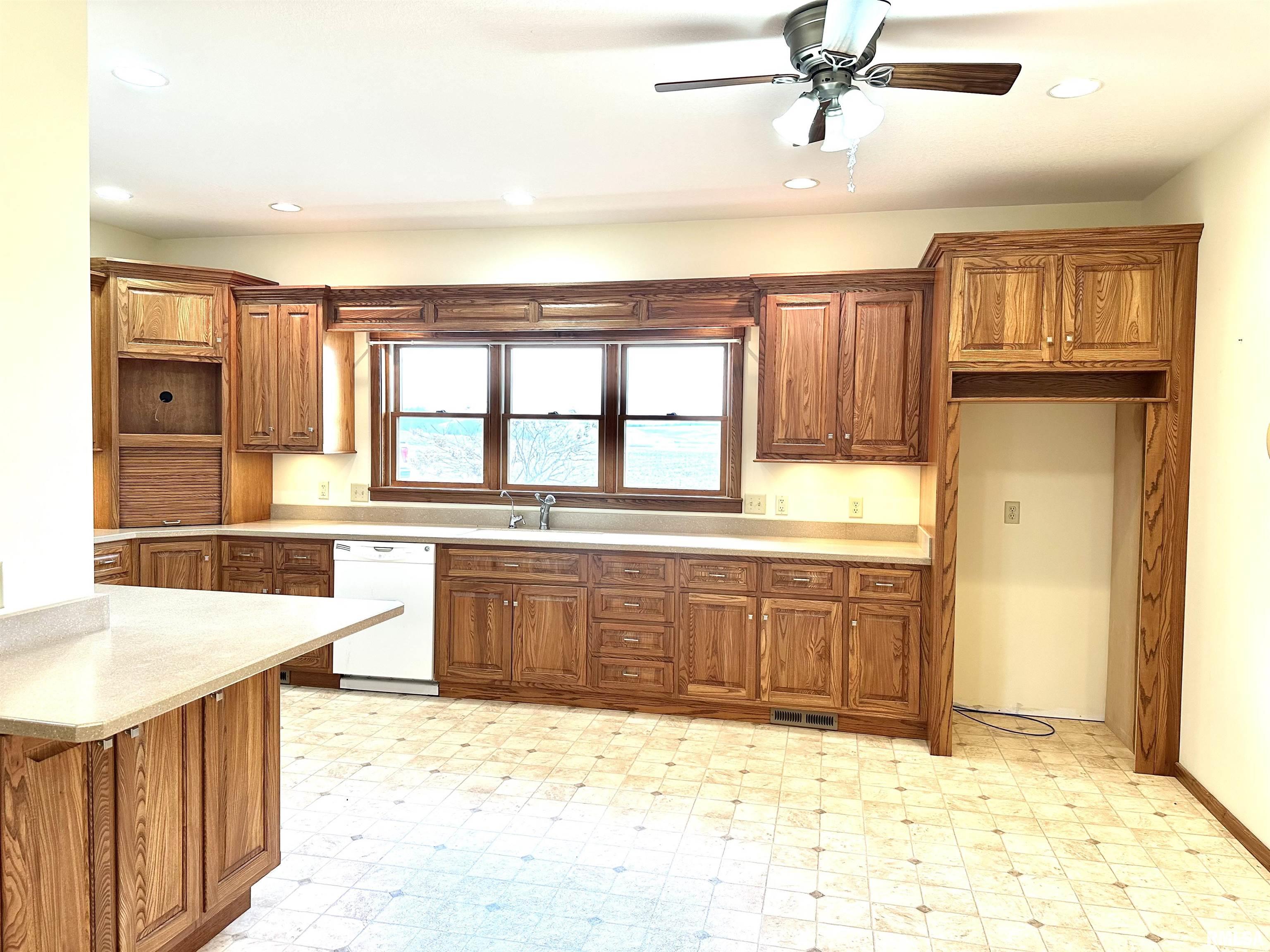 3451 125th Street Property Photo 12