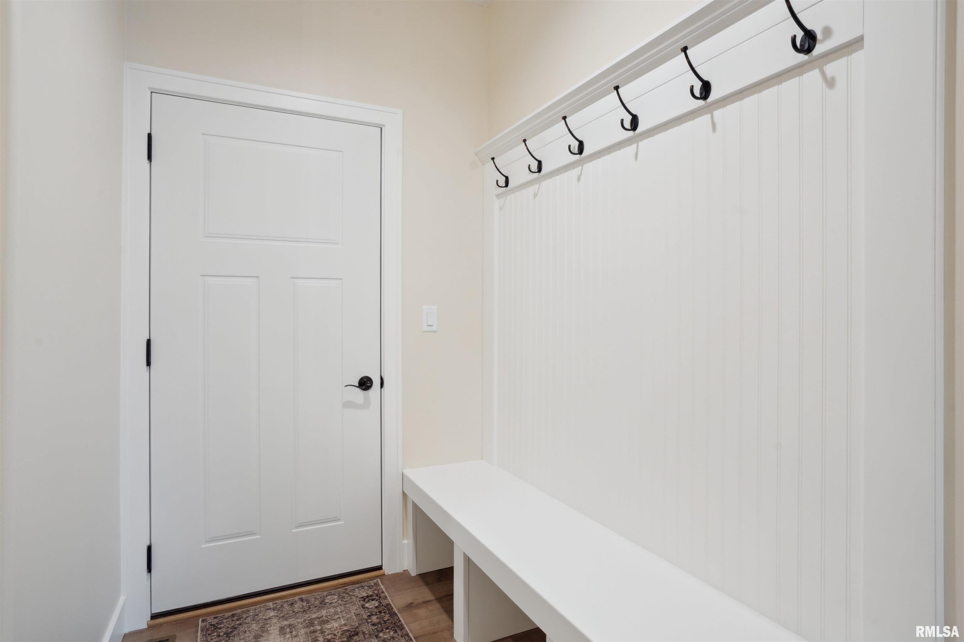 1611 Jondre Drive Property Photo 13