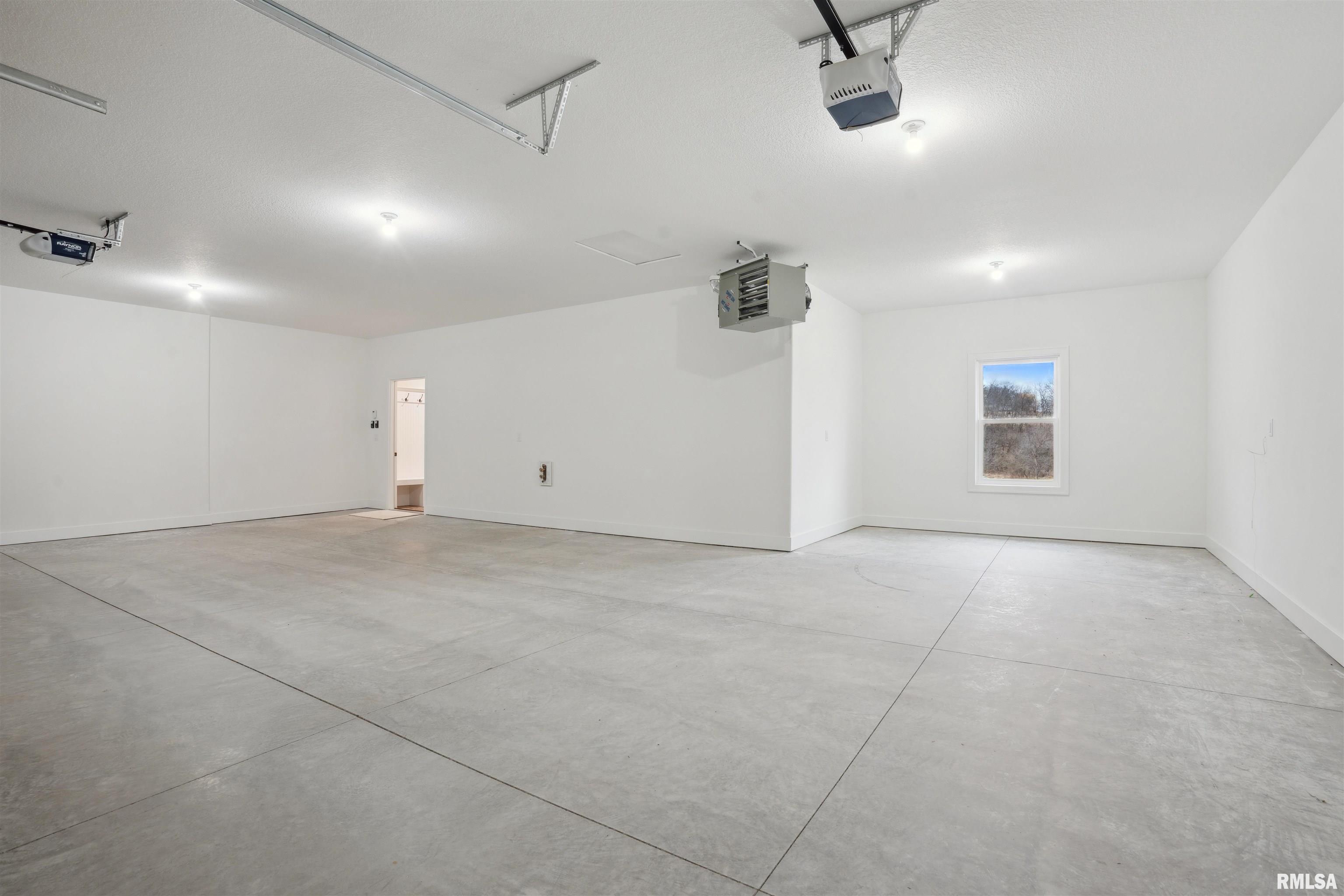 1611 Jondre Drive Property Photo 28