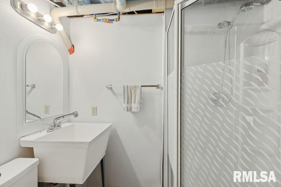 707 Broad Street Property Photo 21