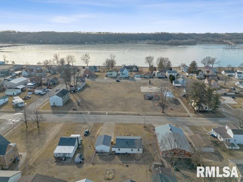 707 Broad Street Property Photo 25