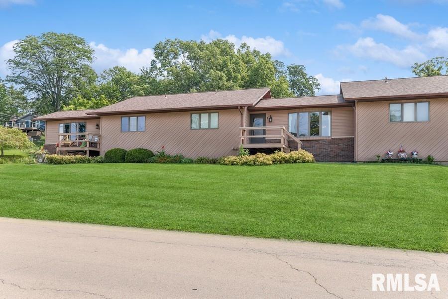 301 4th Street Property Photo