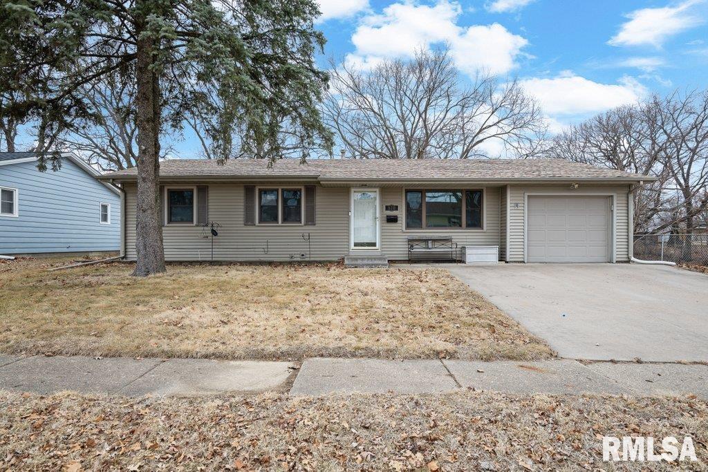 810 12th Street Property Photo