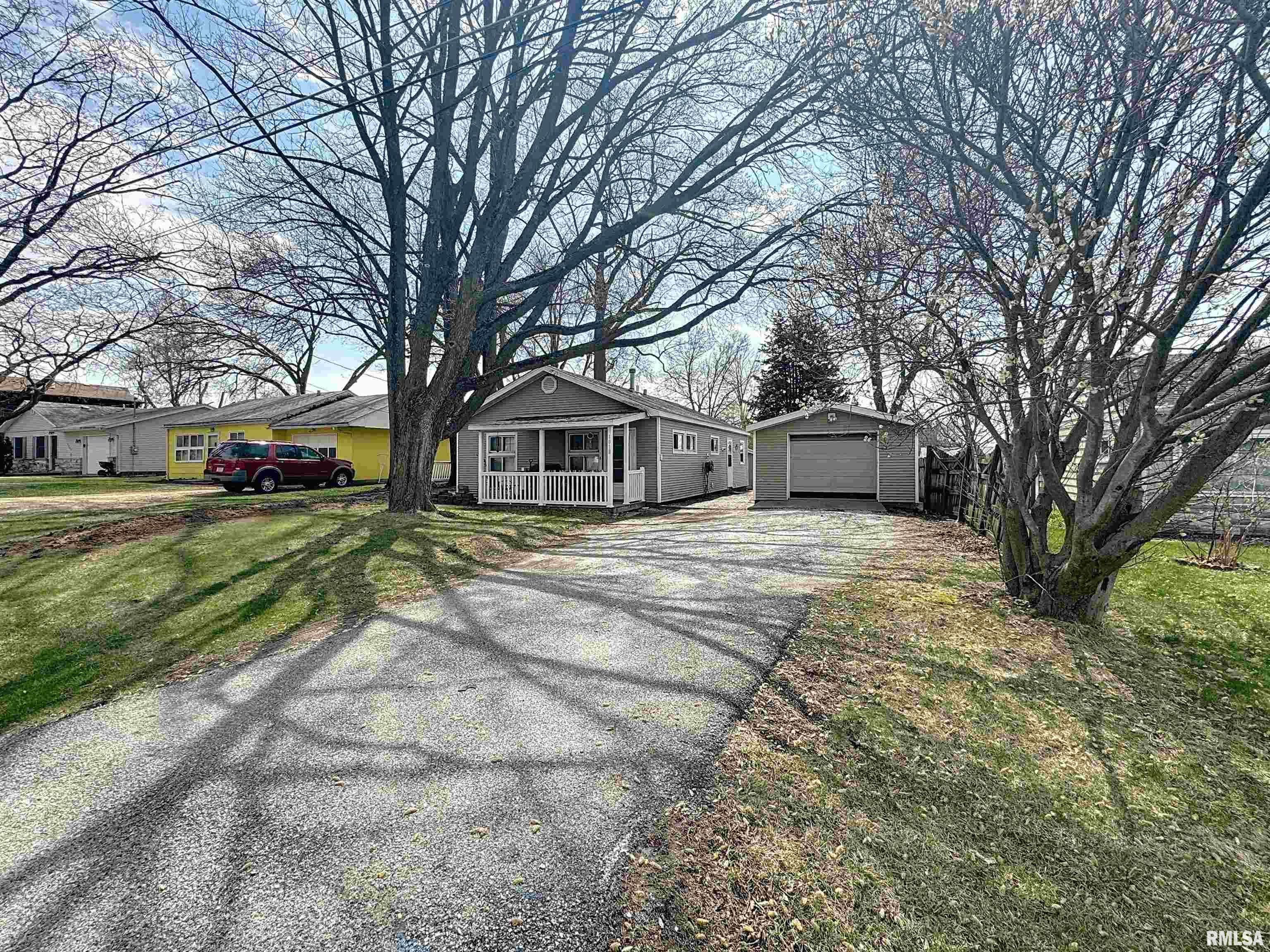 1018 Jones Street Property Photo 2