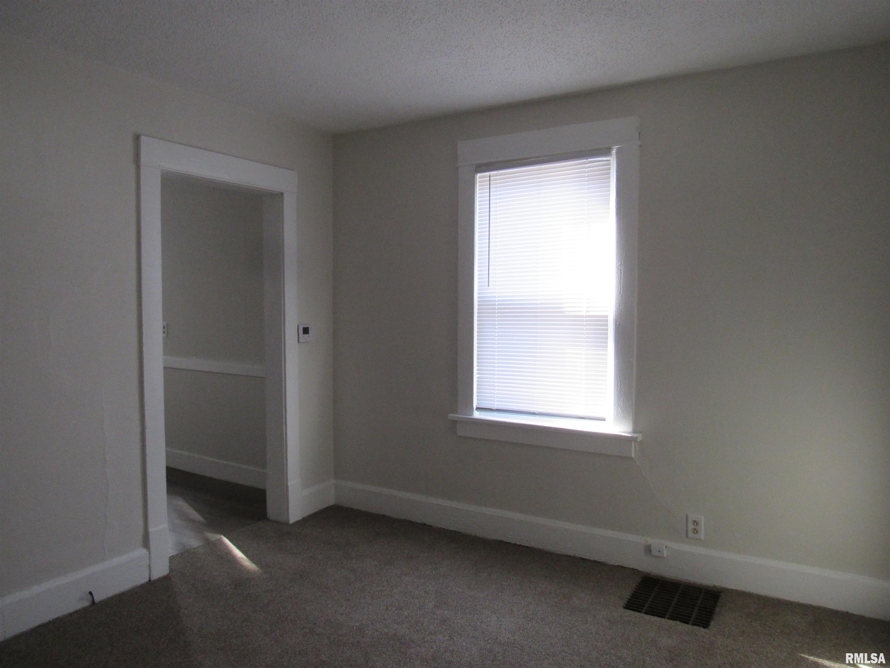 151 6th Street Property Photo 2