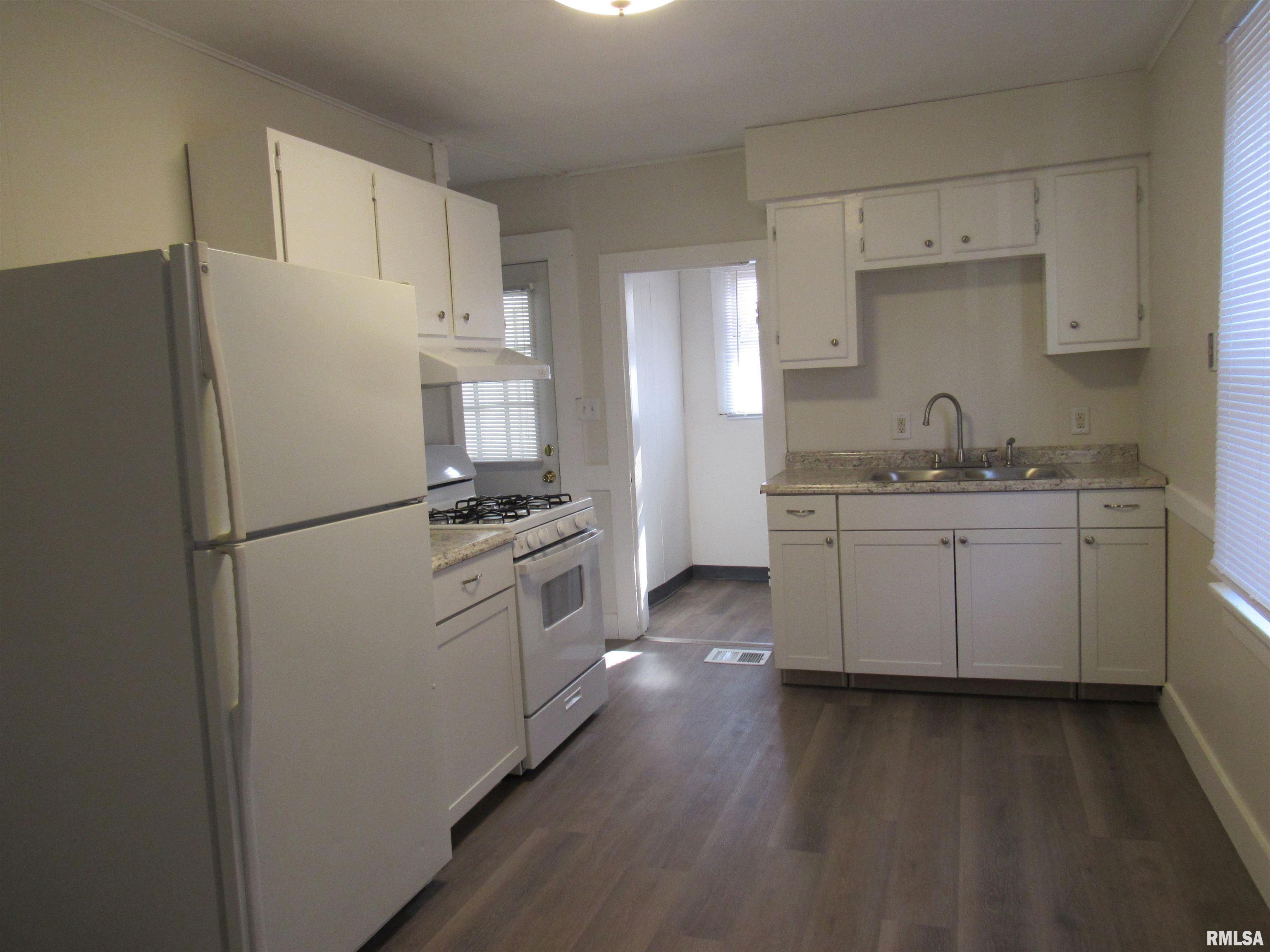 151 6th Street Property Photo 3