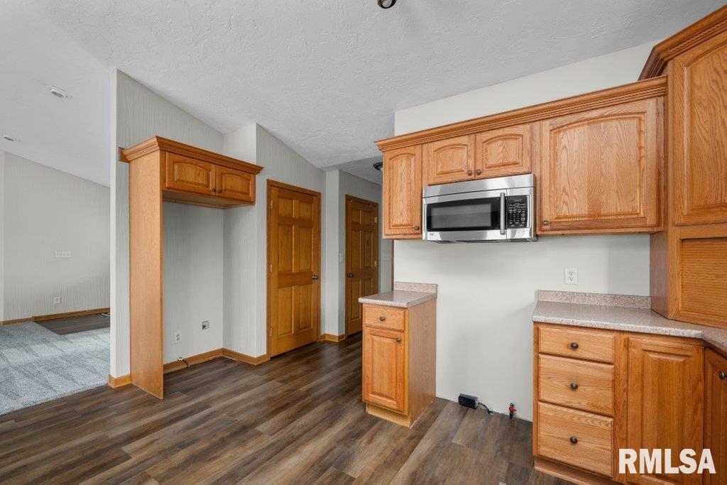 2262 260th Avenue Property Photo 22