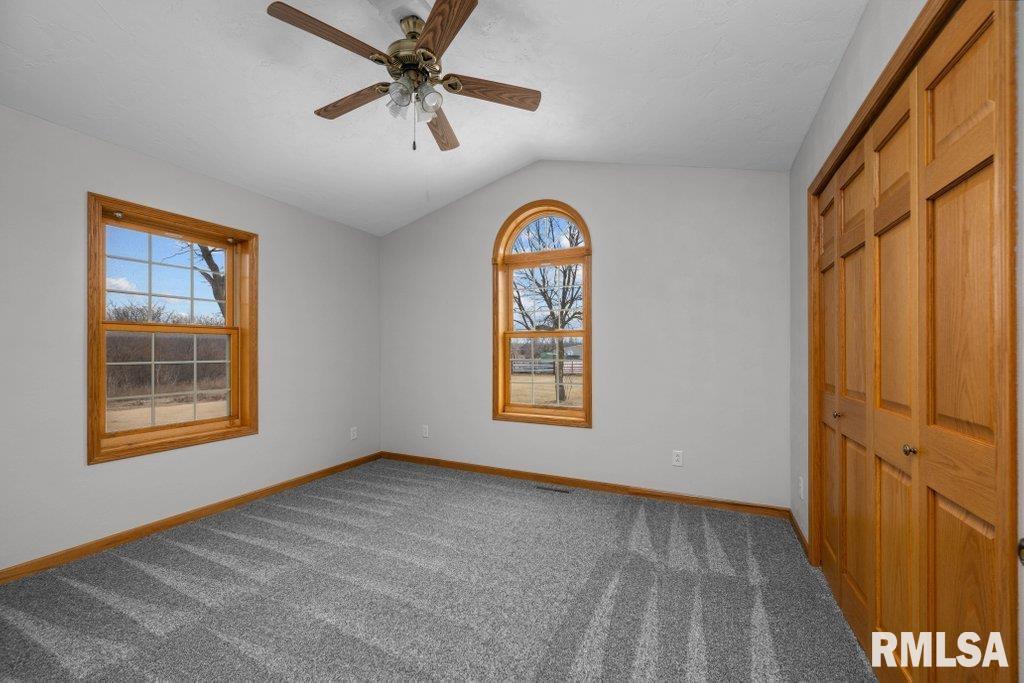 2262 260th Avenue Property Photo 27