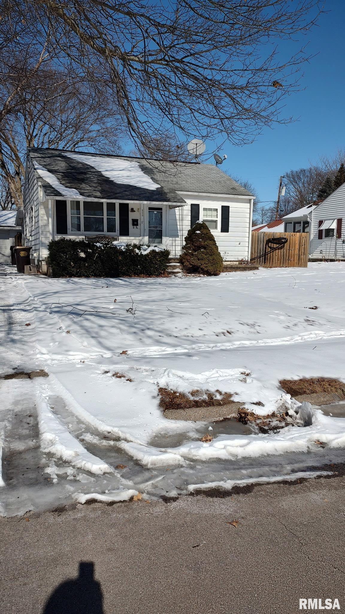 208 Cedar Street Property Photo