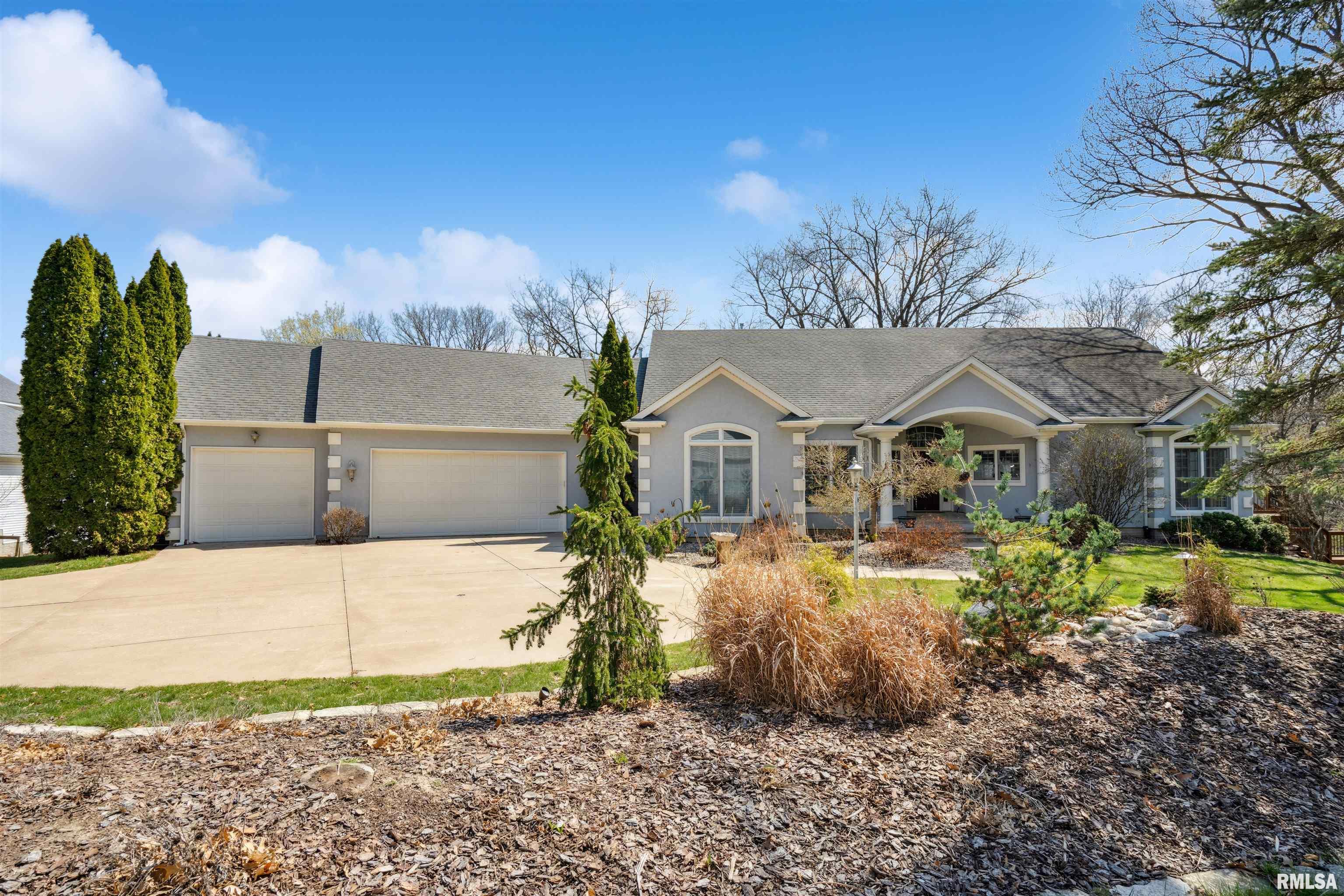 2734 8th Street Court Property Photo