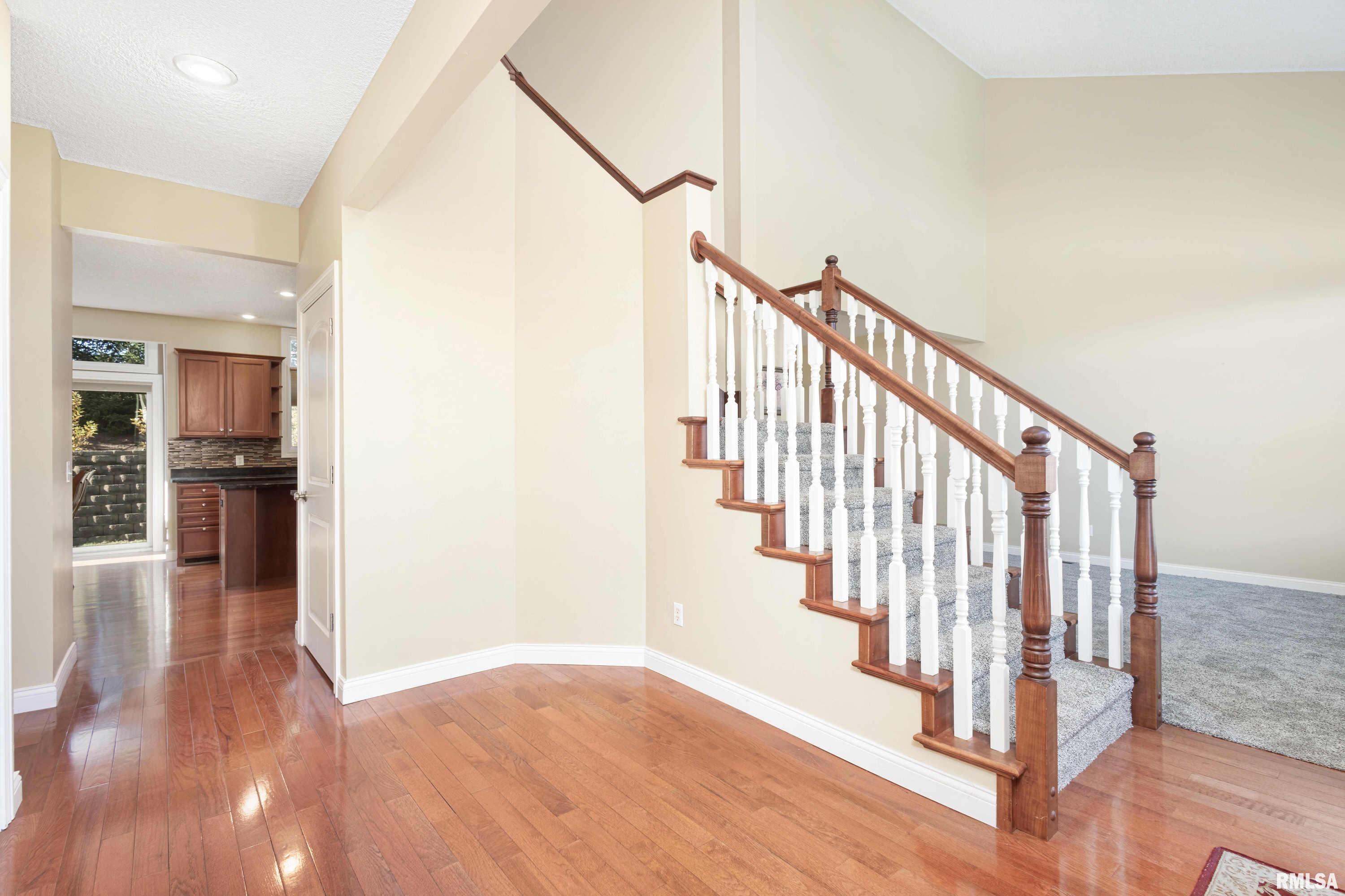 6126 Emery Court Property Photo 5