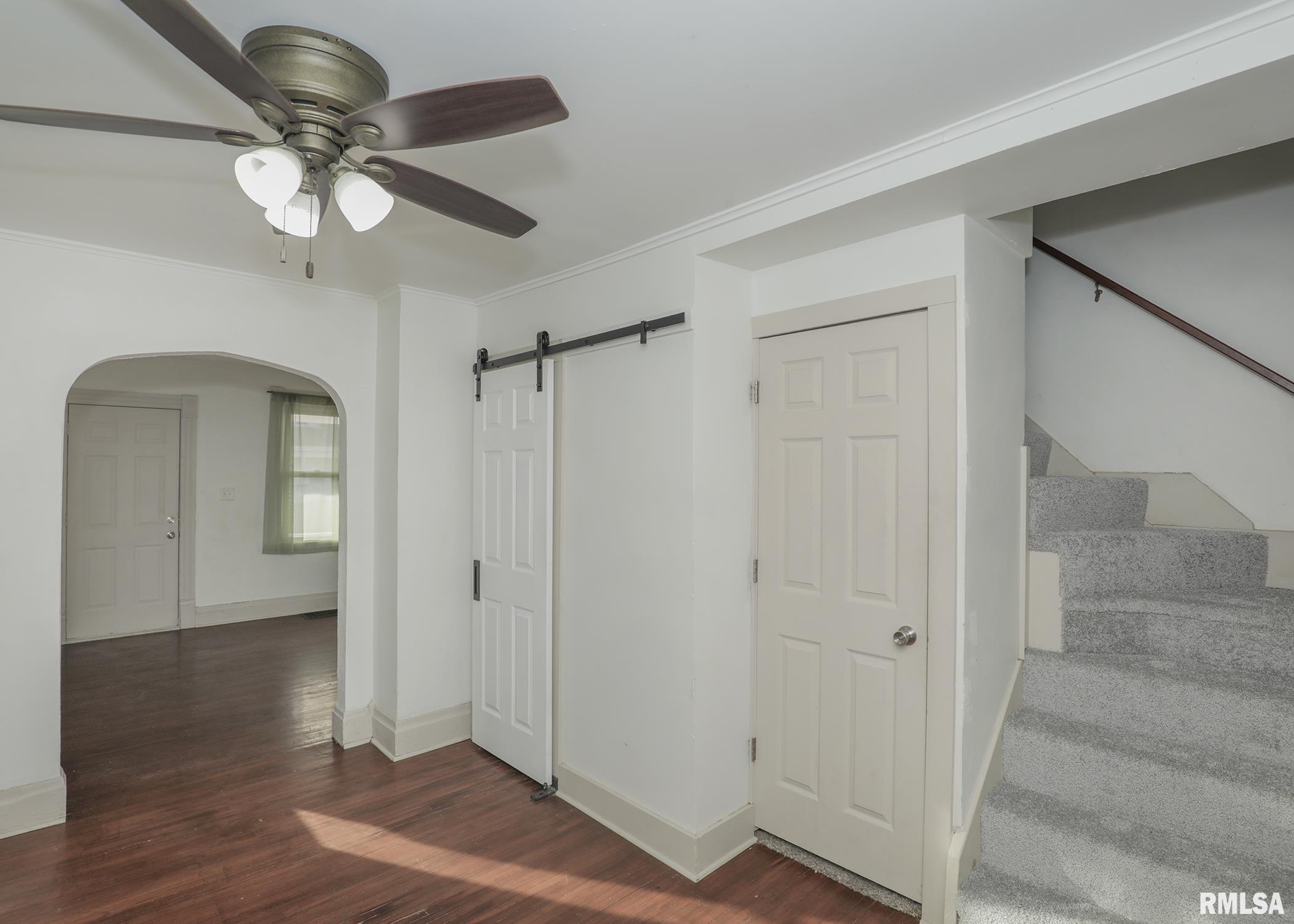 1529 42nd Street Property Photo 9