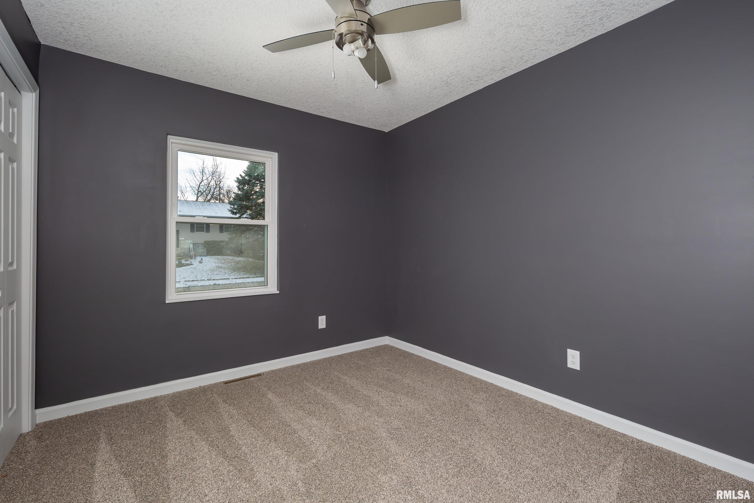 3408 W Hayes Street Property Photo 16