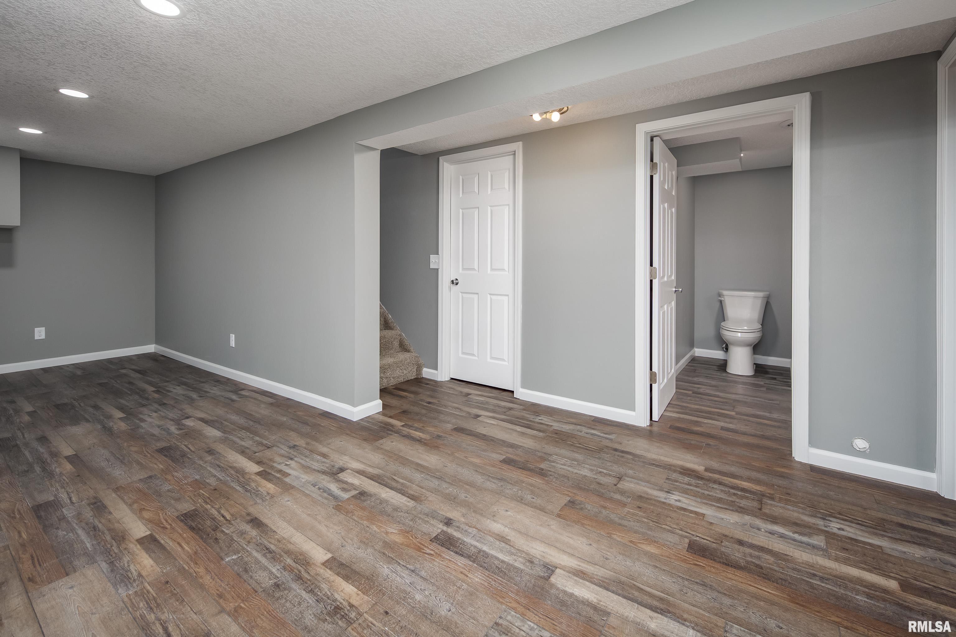 3408 W Hayes Street Property Photo 25