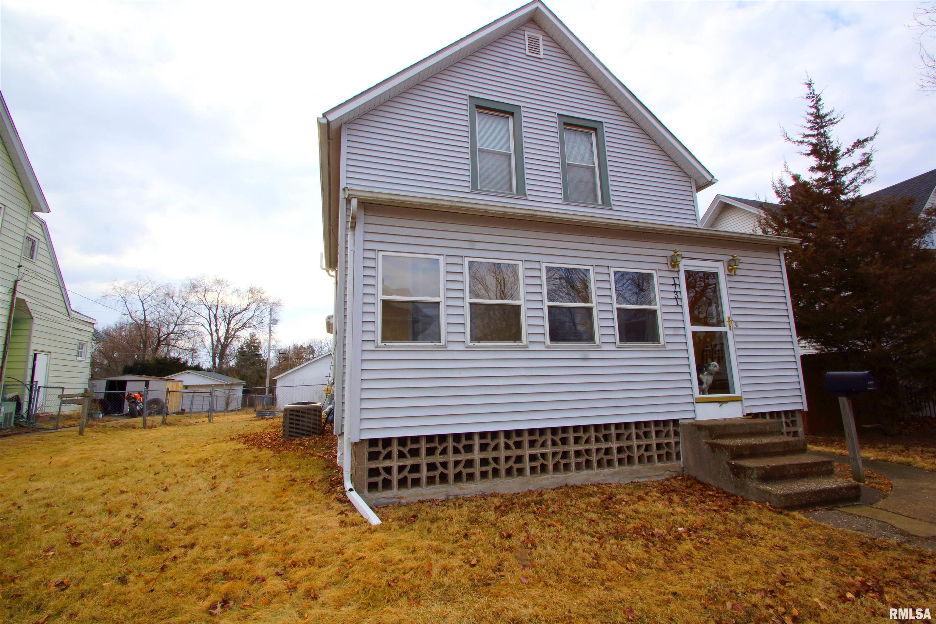 1731 W 16th Street Property Photo