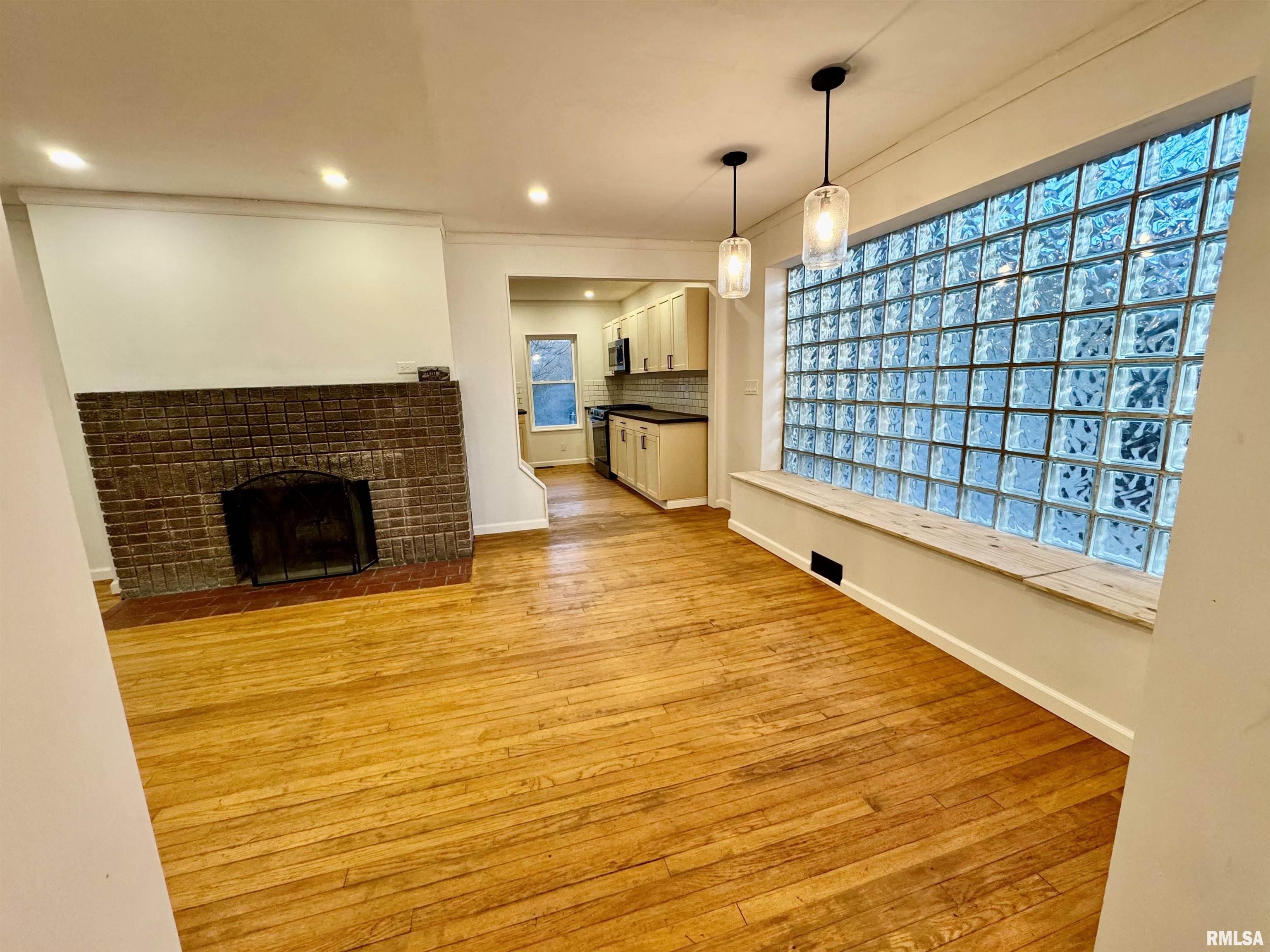114 Dewhurst Street Property Photo 9